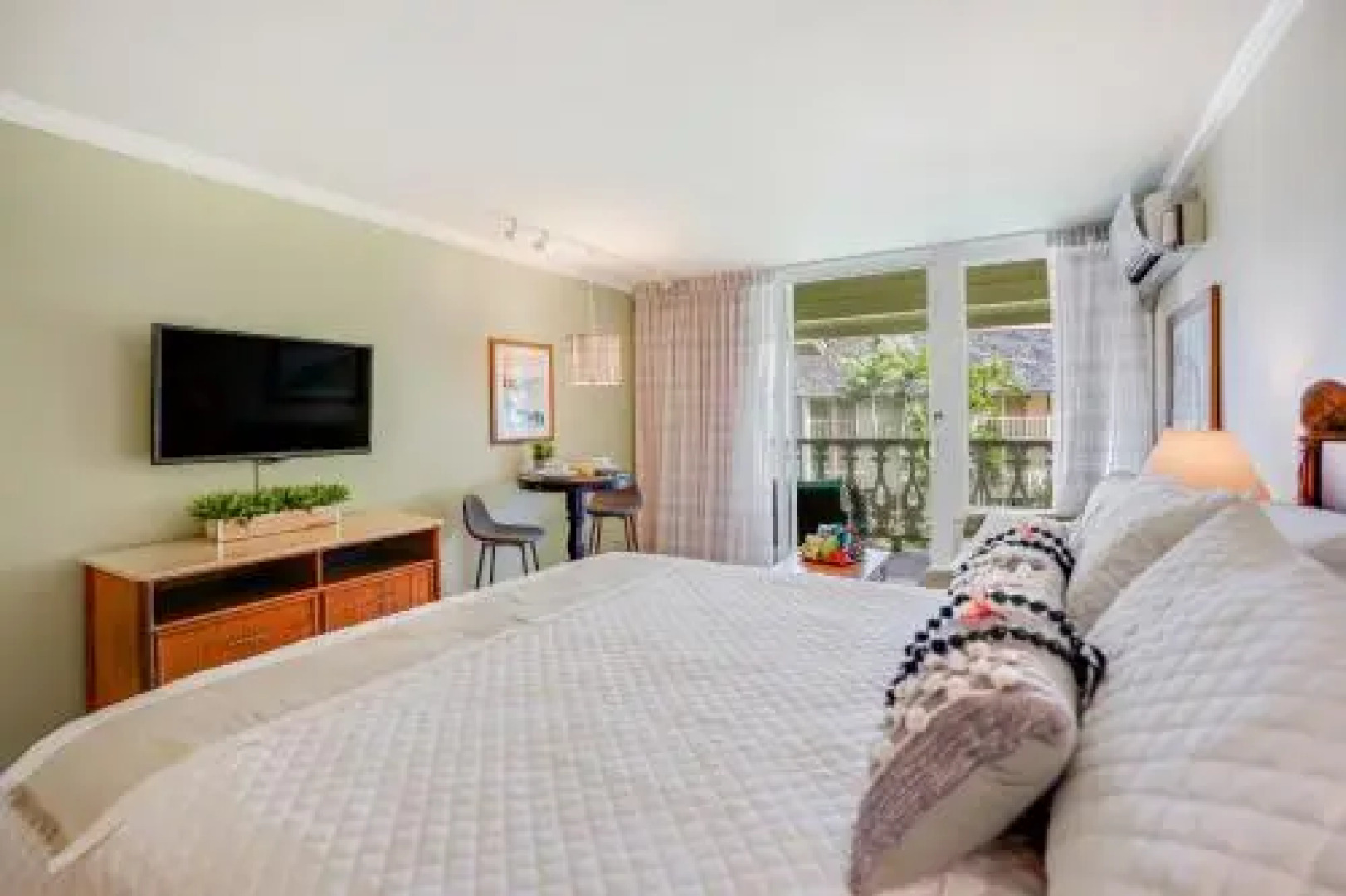 Islander on the Beach #348, Oceanfront