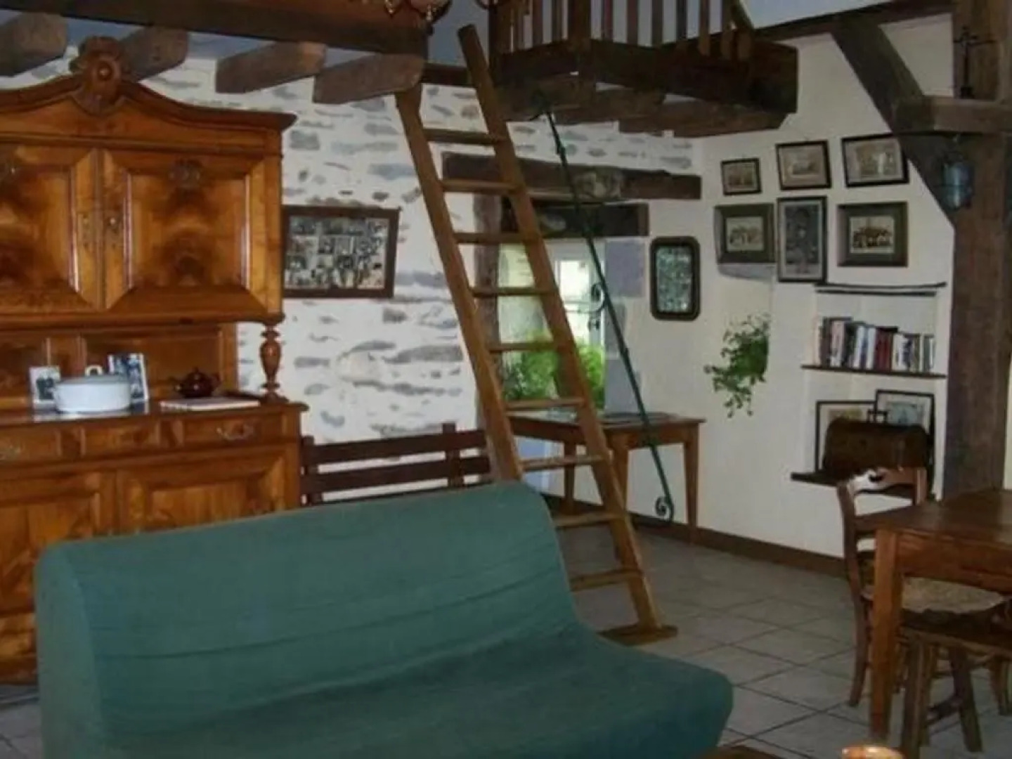 Gîte Moulins-le-Carbonnel, 3 pièces, 6 personnes - FR-1-410-153