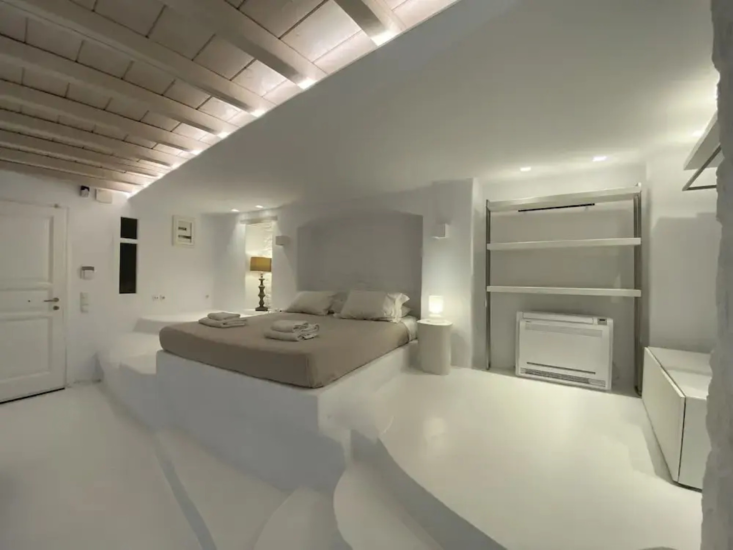 Villa Alessandra - Near Ornos Beach