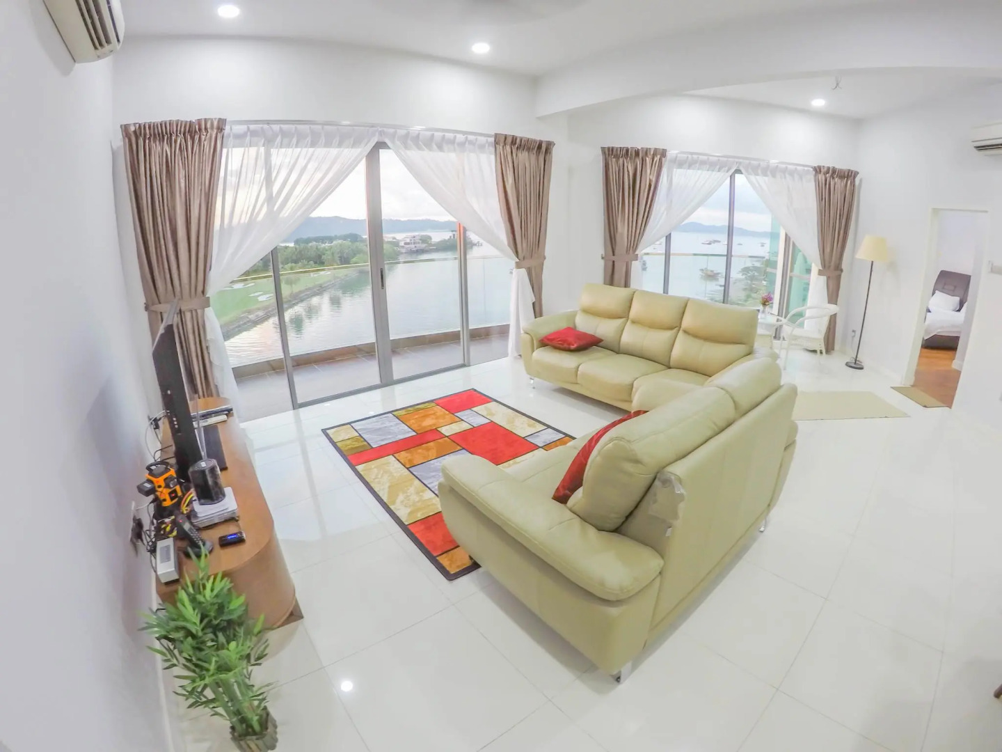 Luxury Condominium @ Loft