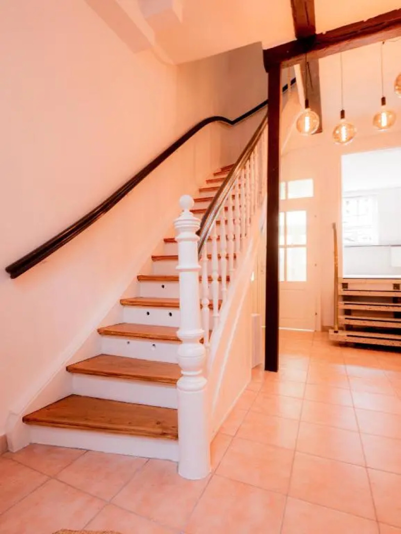 EUPHORAS - Haus mit 4 Schlafzimmern und Hinterhof