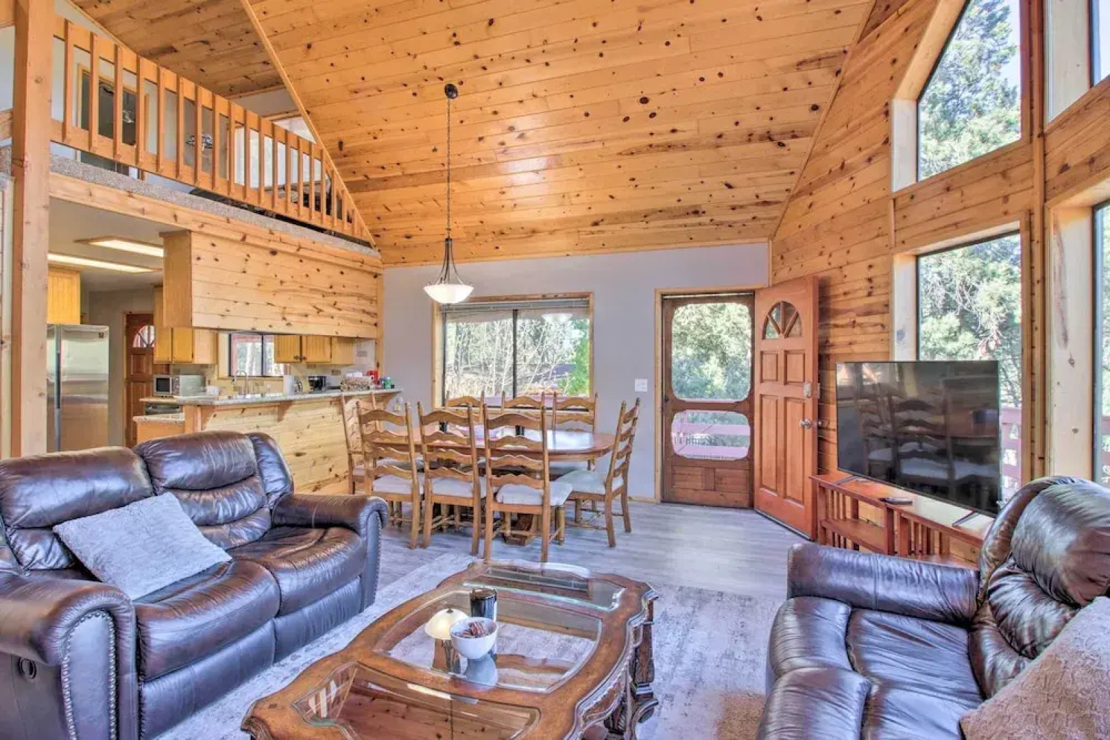 Idyllic Frazier Park Cabin: Views, Pool Table