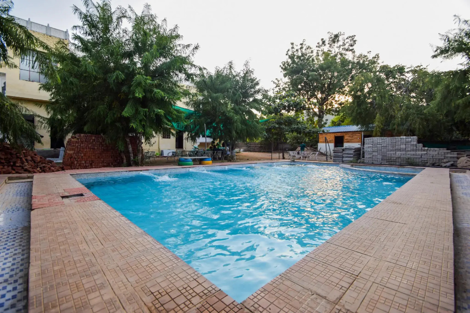 OYO 23361 Hotel Kanakshree