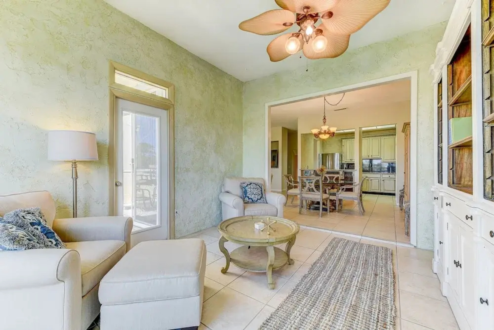 Tifton Way 2 by Vtrips