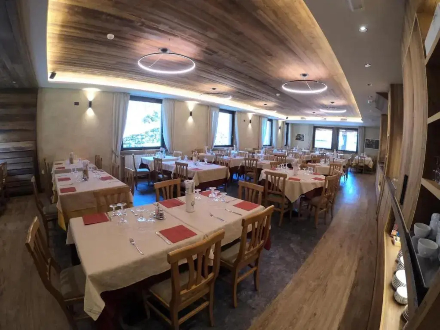 Hotel Ristorante Miramonti