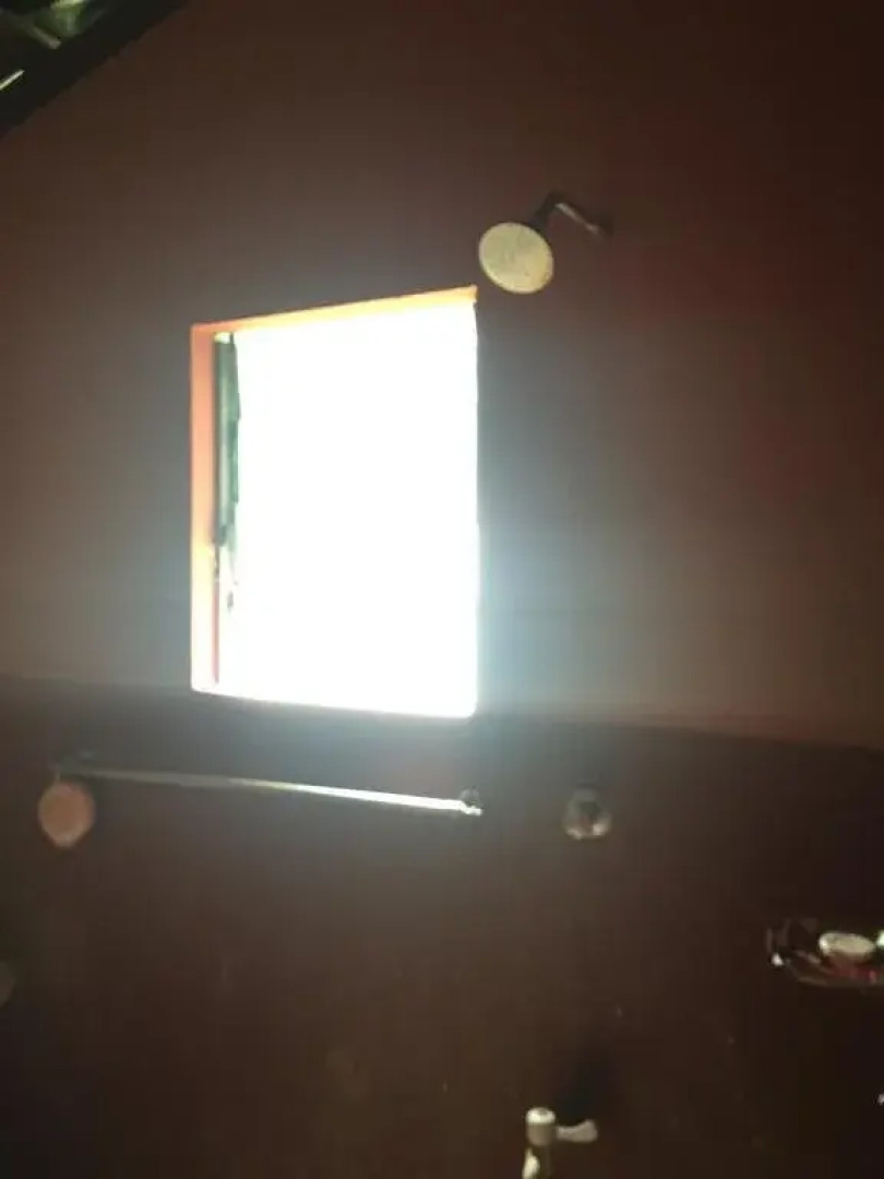 Shwe Daung Thiri Motel - Burmese Only