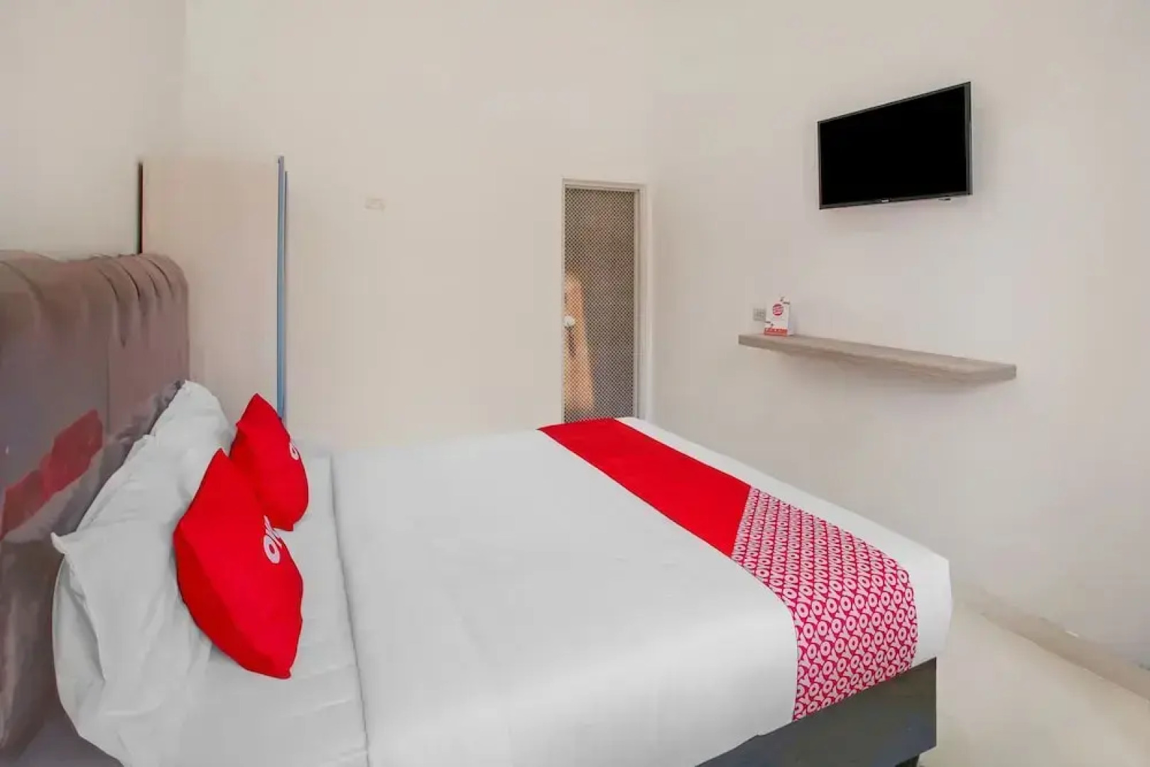 Wisma Bambu Syariah by  OYO Rooms