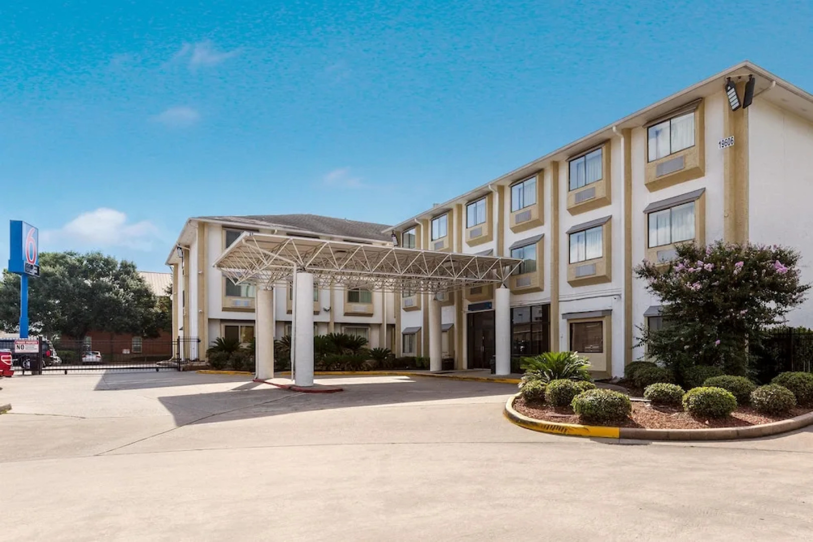 Motel 6 Houston North-Spring