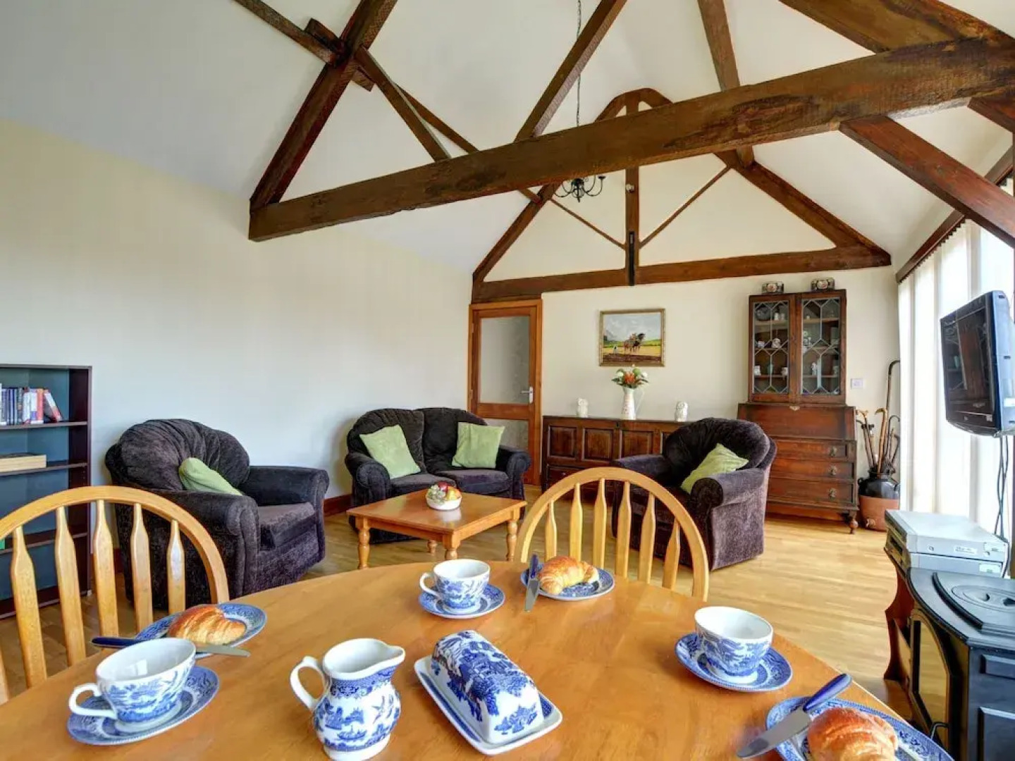Cozy Holiday Home in Berriew near River Rhiw
