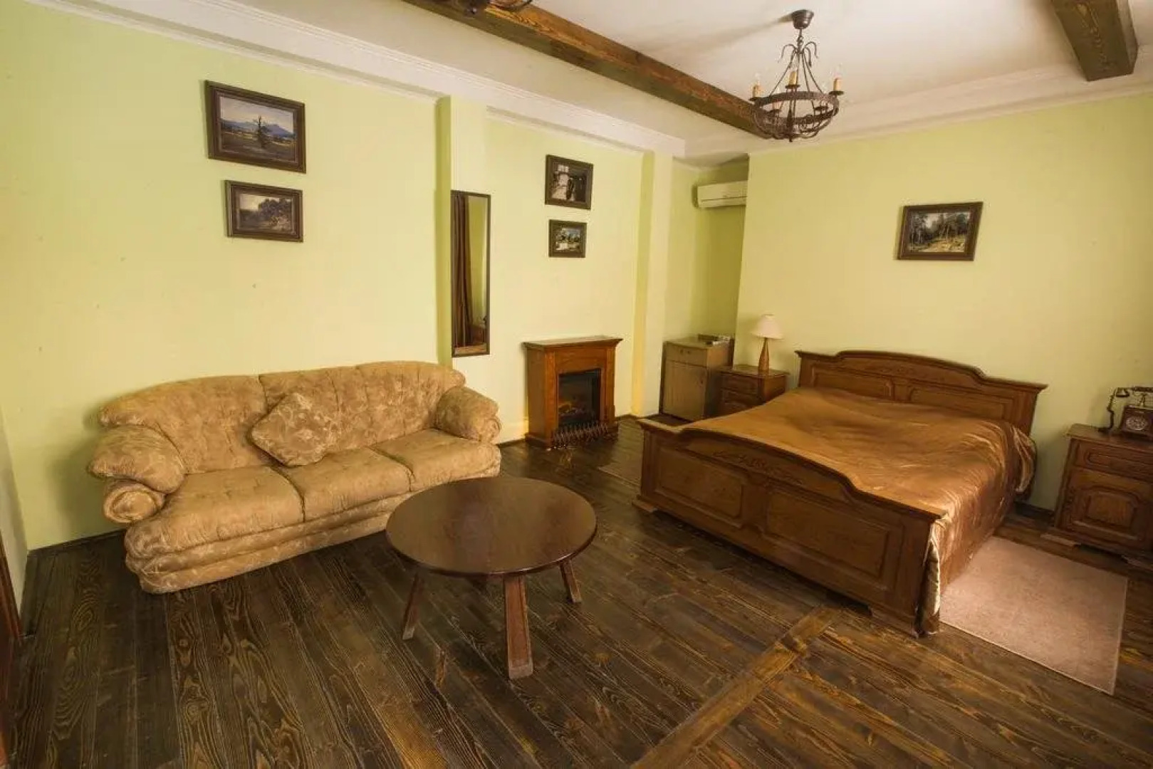 Отель Magnat Lux