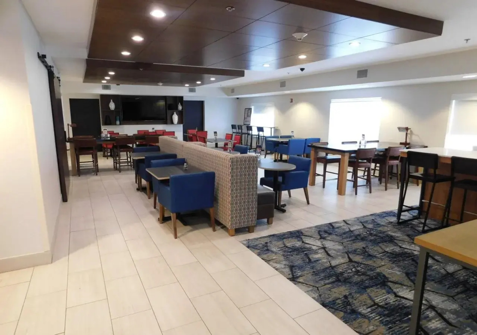 Holiday Inn Express Hotel & Suites Southfield - Detroit