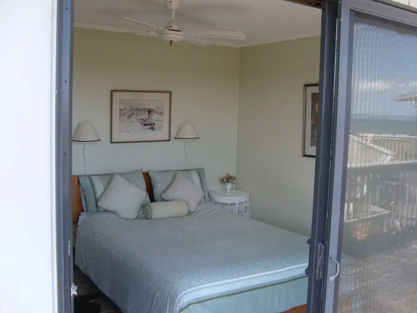 Luxurious B&B with Stunning Bayviews