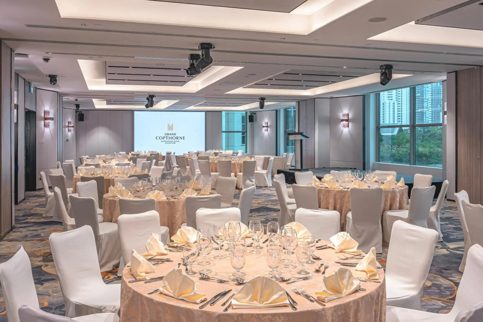 Grand Copthorne Waterfront