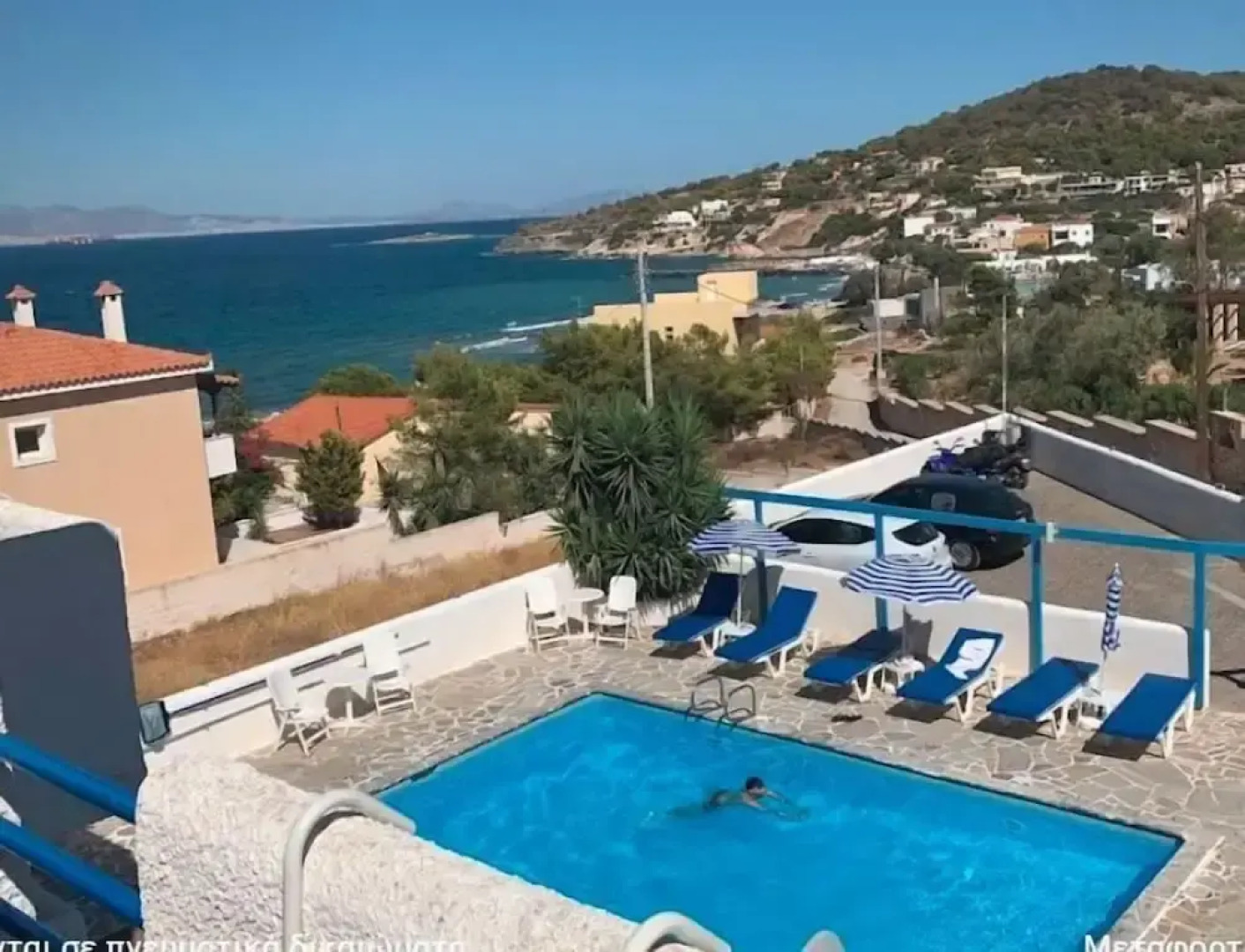 Blue Dolphin Studios & Apartment