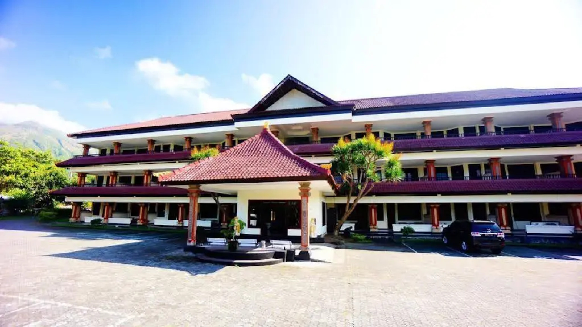Puri Bening Lake Front Hotel