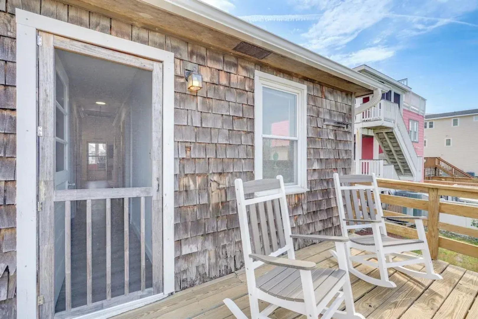 Updated Kitty Hawk Semi-oceanfront w/ Ocean Views