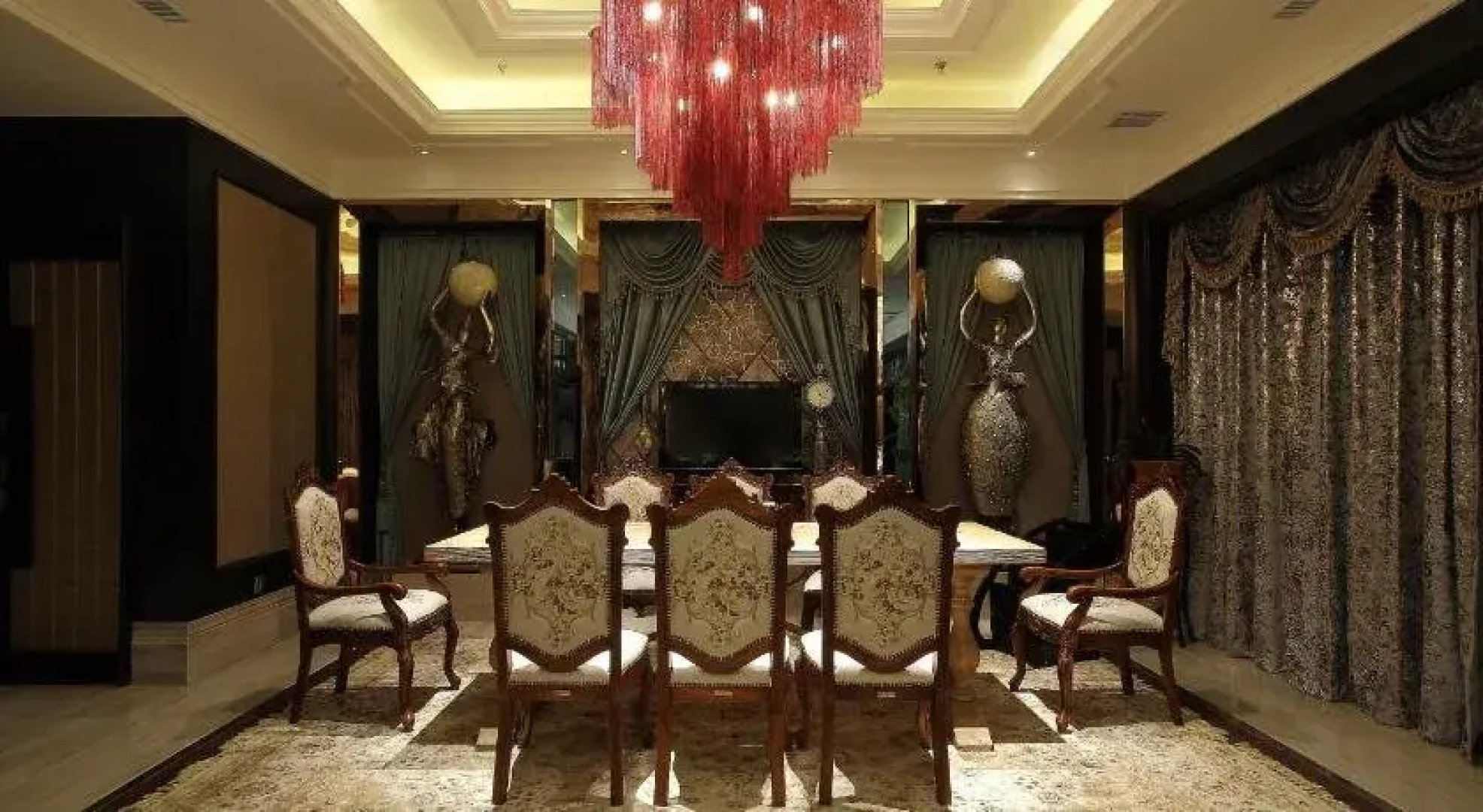 Chengde Ziyu International Holiday Hotel