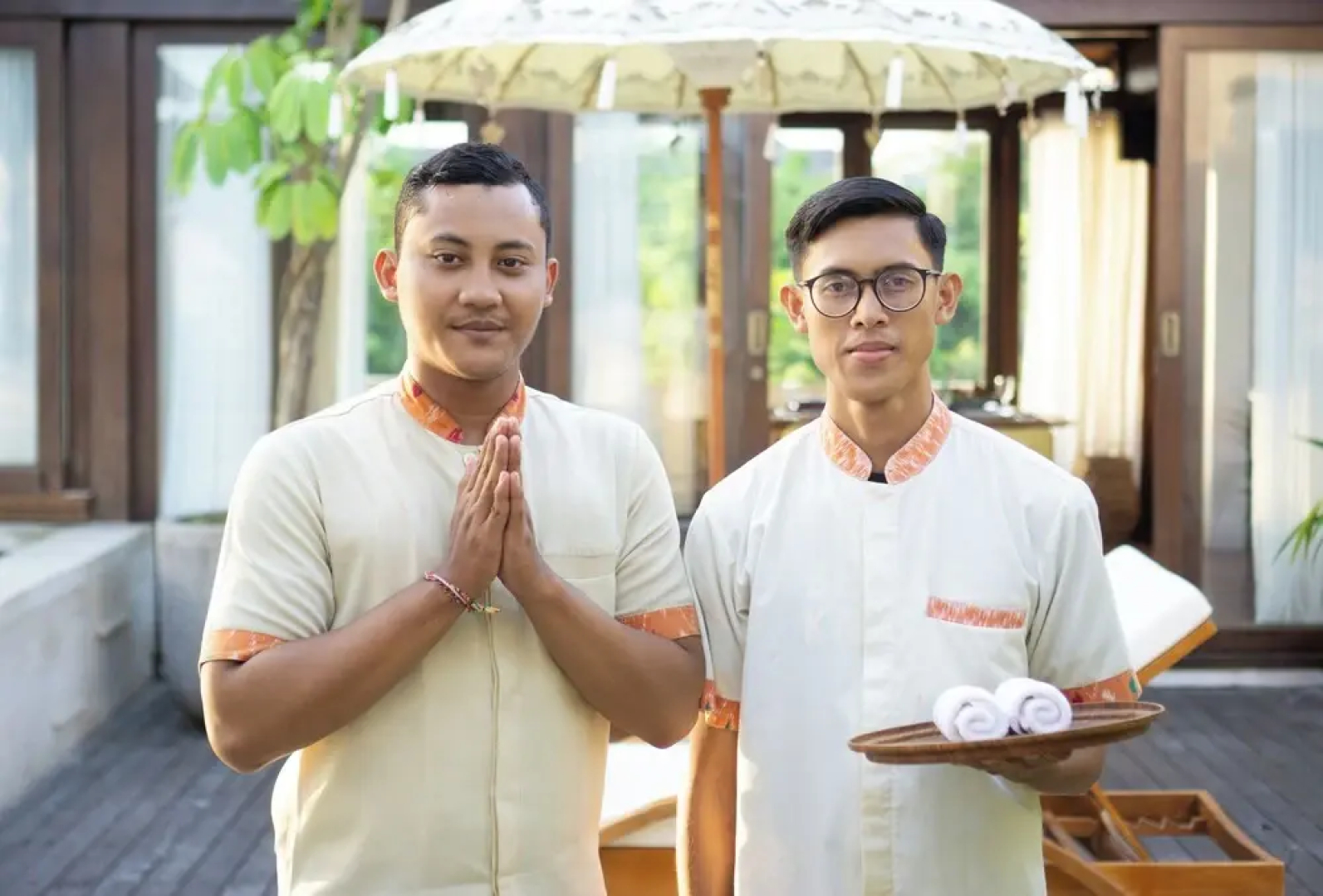 Fascinating Beachfront 2 Br Villa in Seminyak