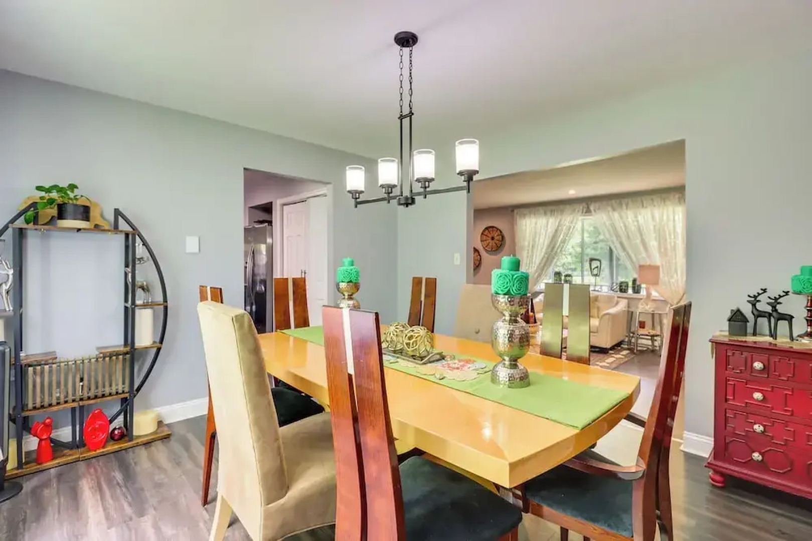 Long Pond Home w/ Hot Tub ~ 8 Mi to Kalahari!