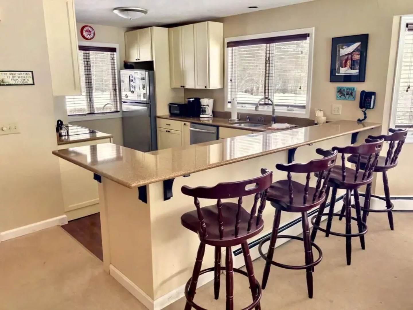 F1 Air Conditioned And Beautifully Appointed Townhome A Short Walk To The Mount Washington Hotel