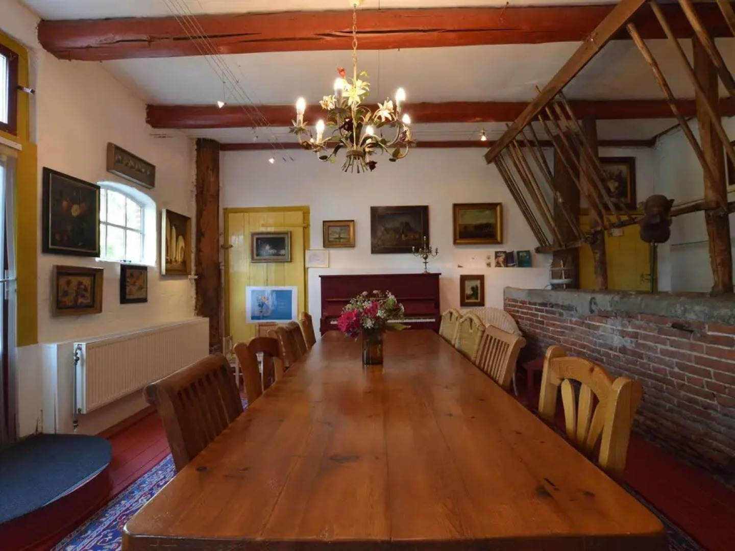 Heritage Farmhouse in Bronneger near Town Center