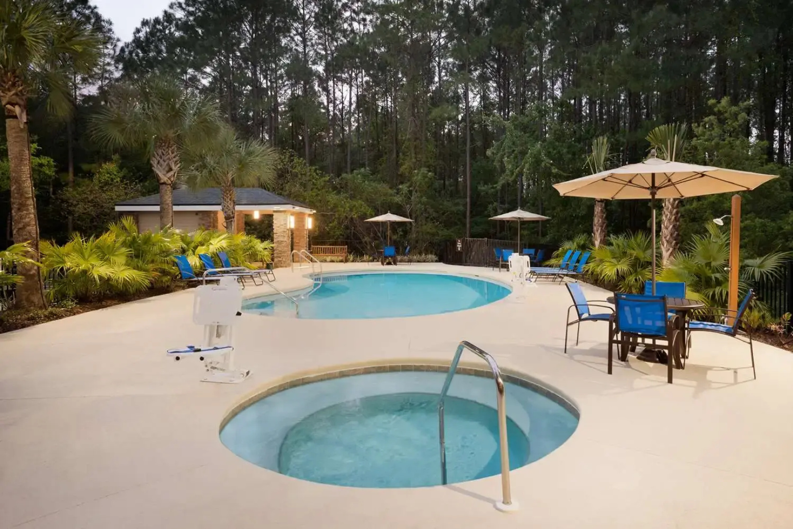 Homewood Suites Jacksonville Deerwood Park
