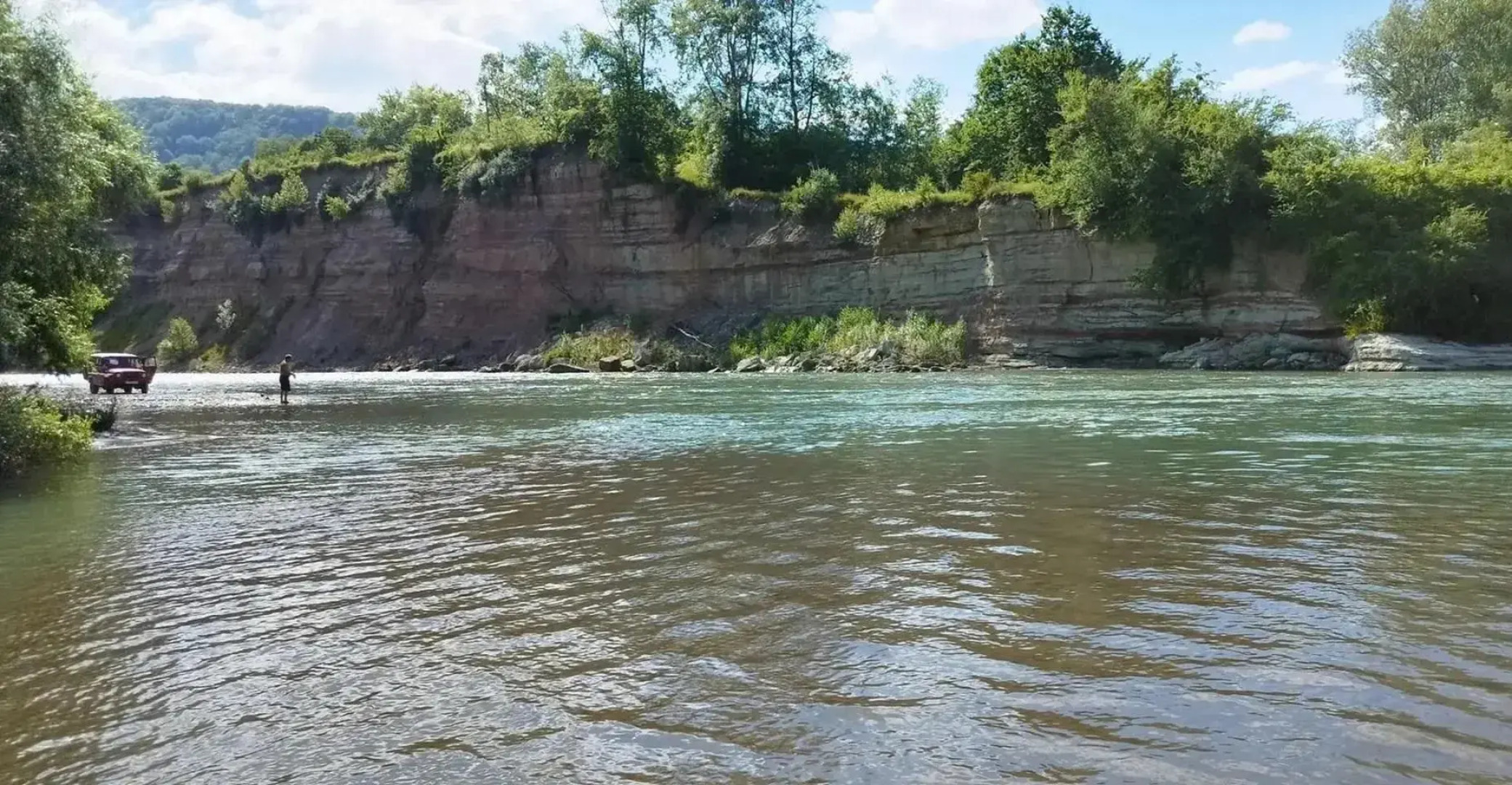 Уютные домики с выходом на реку Белая