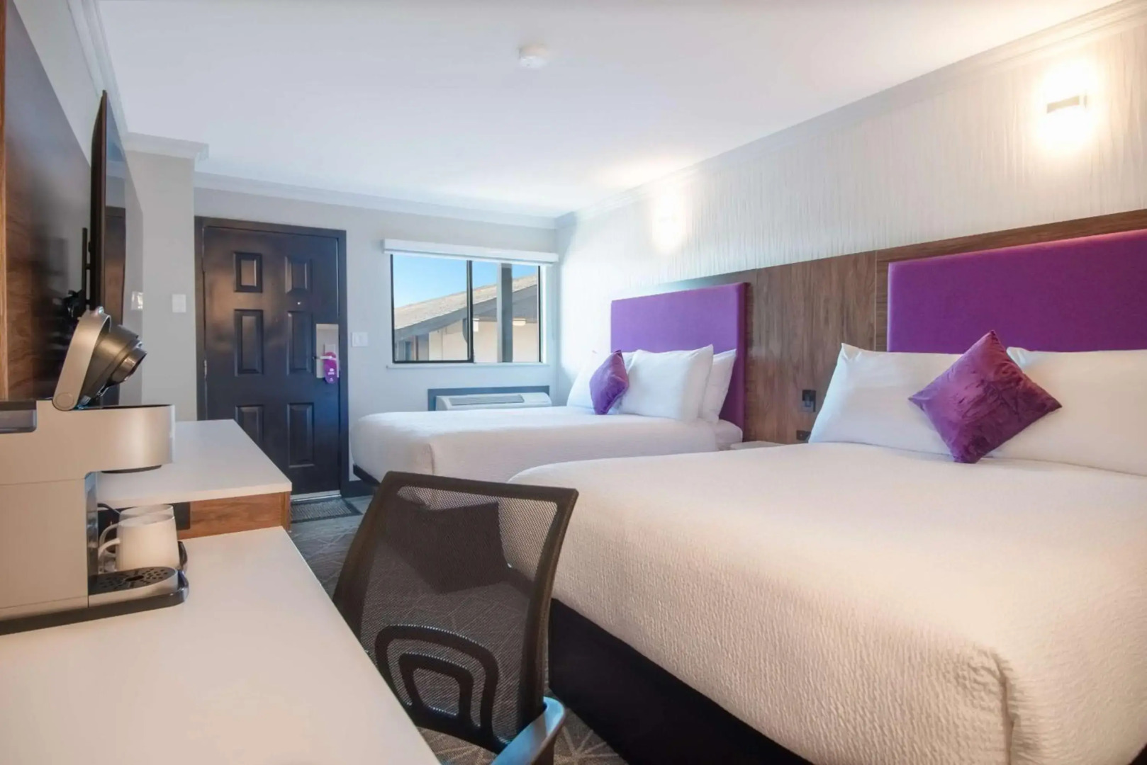 Coast Courtenay Hotel