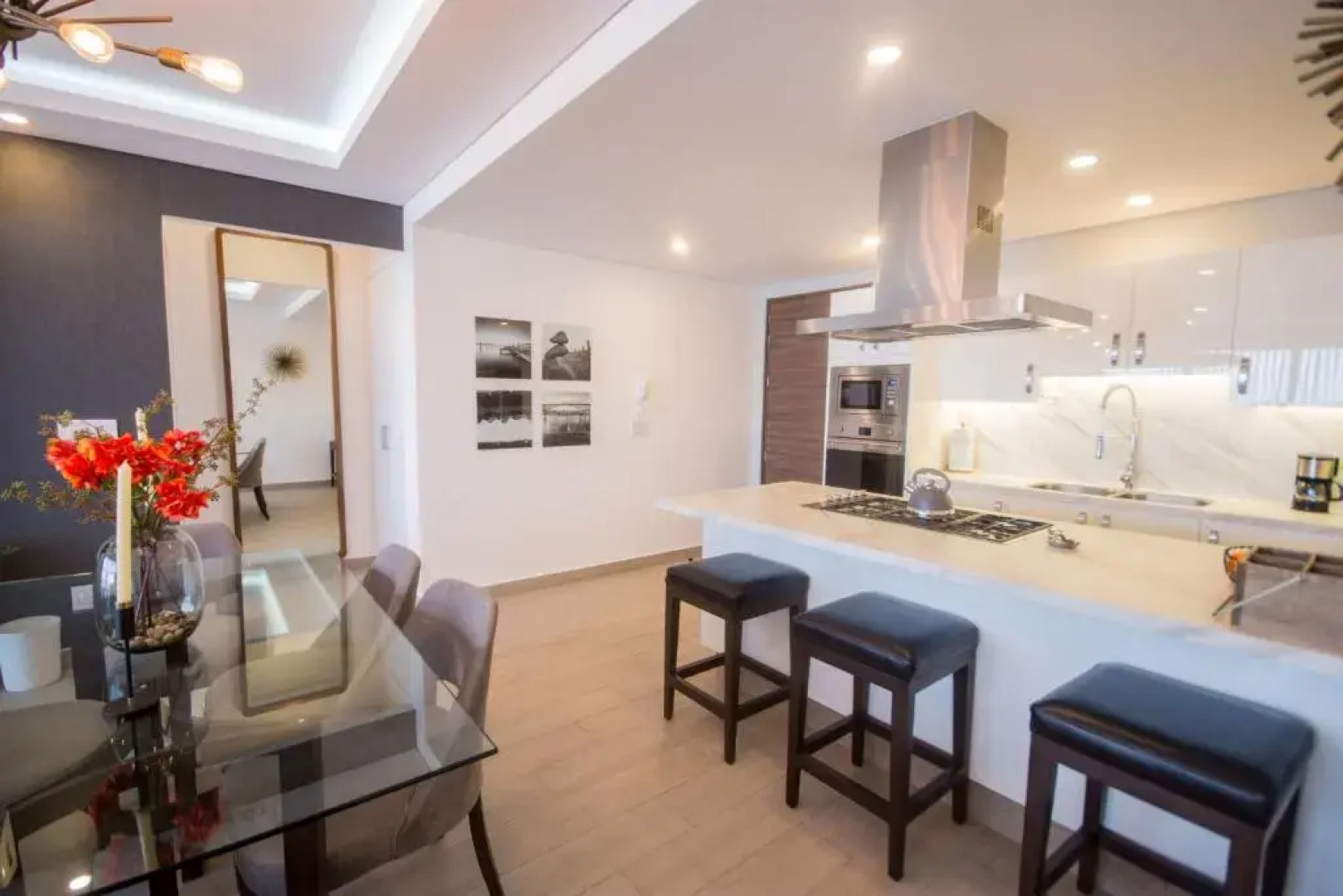 Real View Towers E208 by Casago