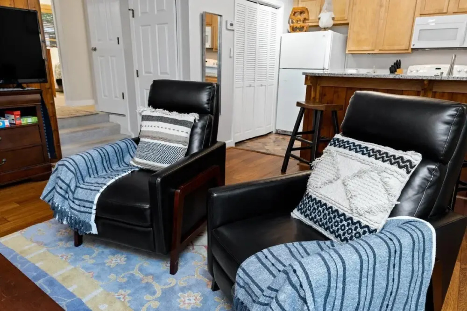 Summer 2B 2B Condo Wintergreen Ridges Pool Access