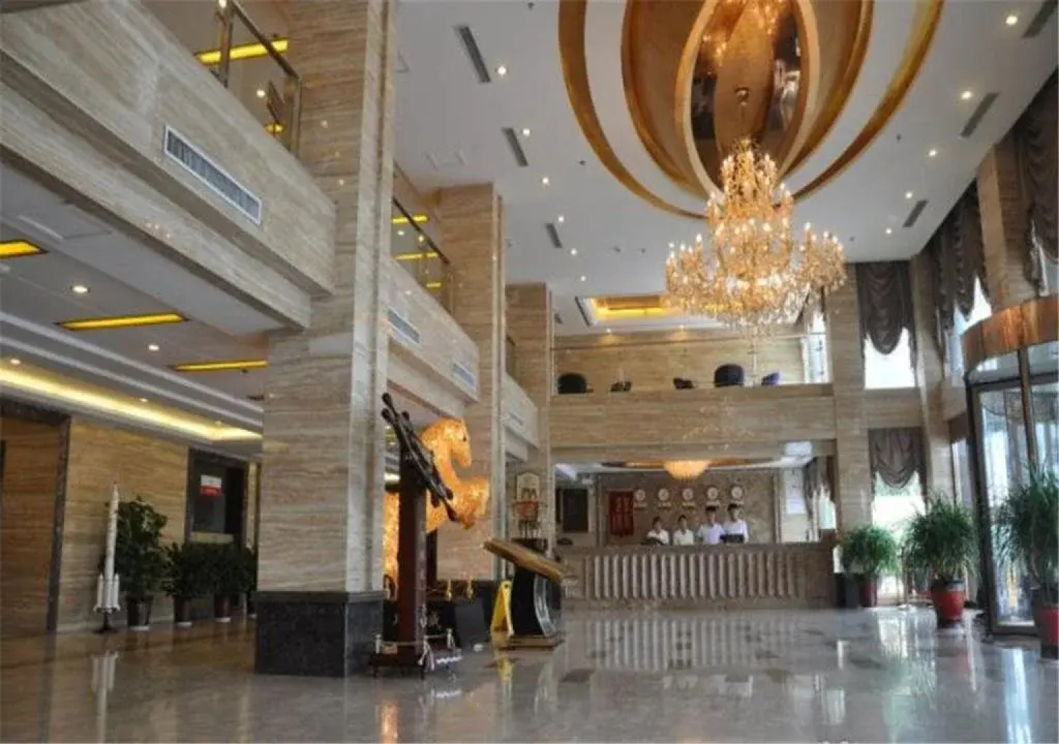 Liangshan Golden Beach Hotel