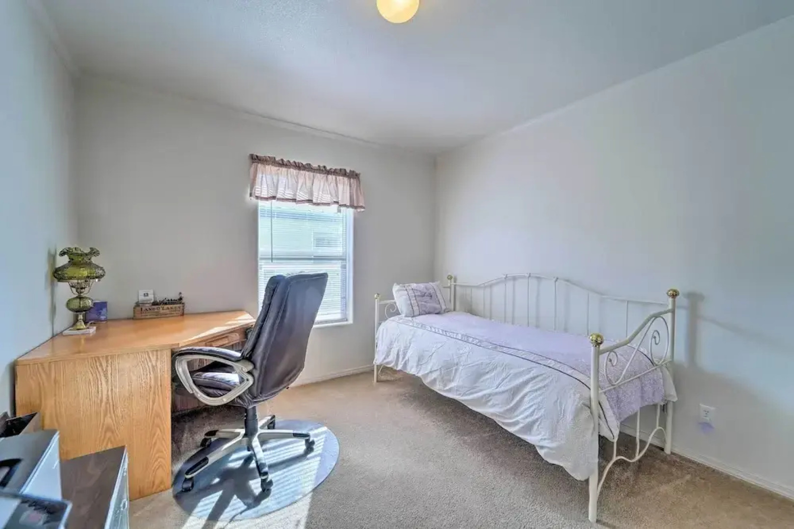 Peaceful Portales Escape w/ Patio & Grill!