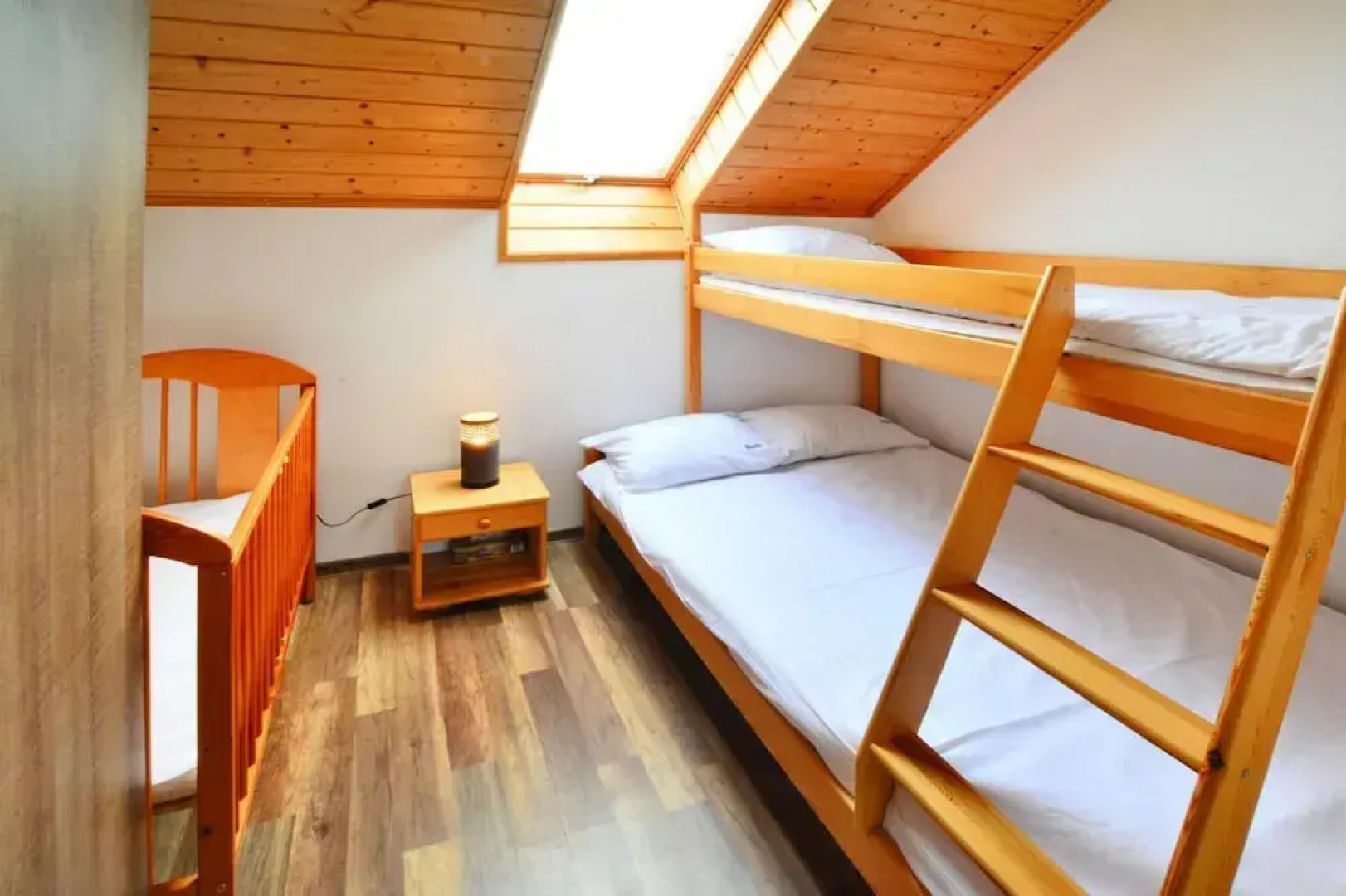 Apartment in Sianozety Near Sandy Beach