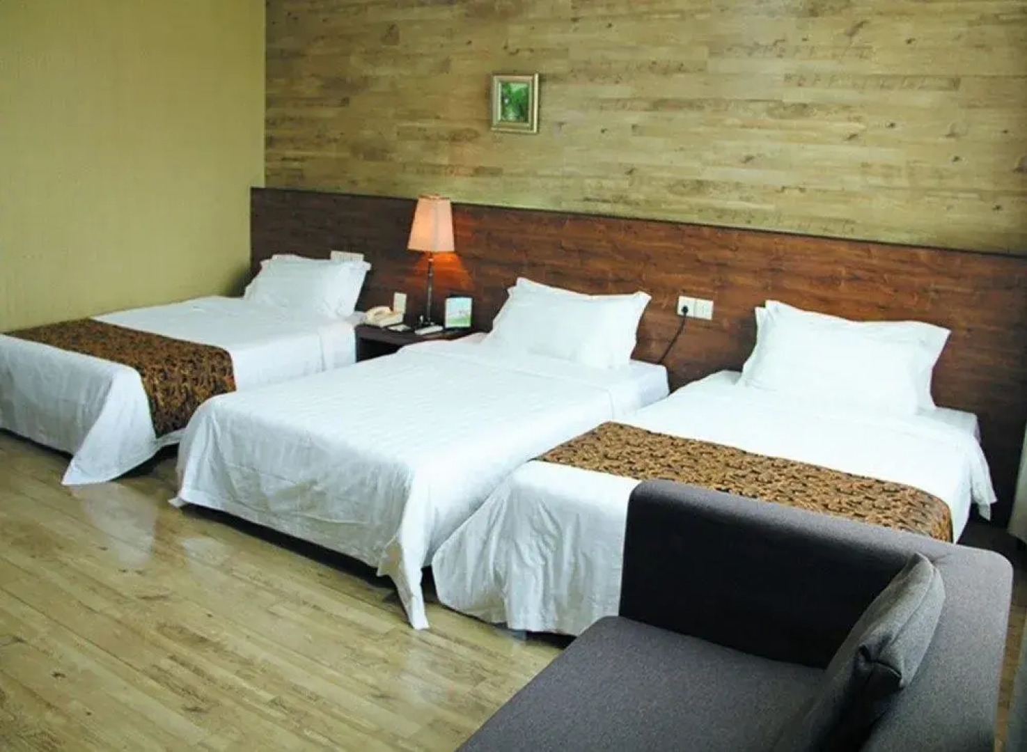 Grand River Garden Hotel