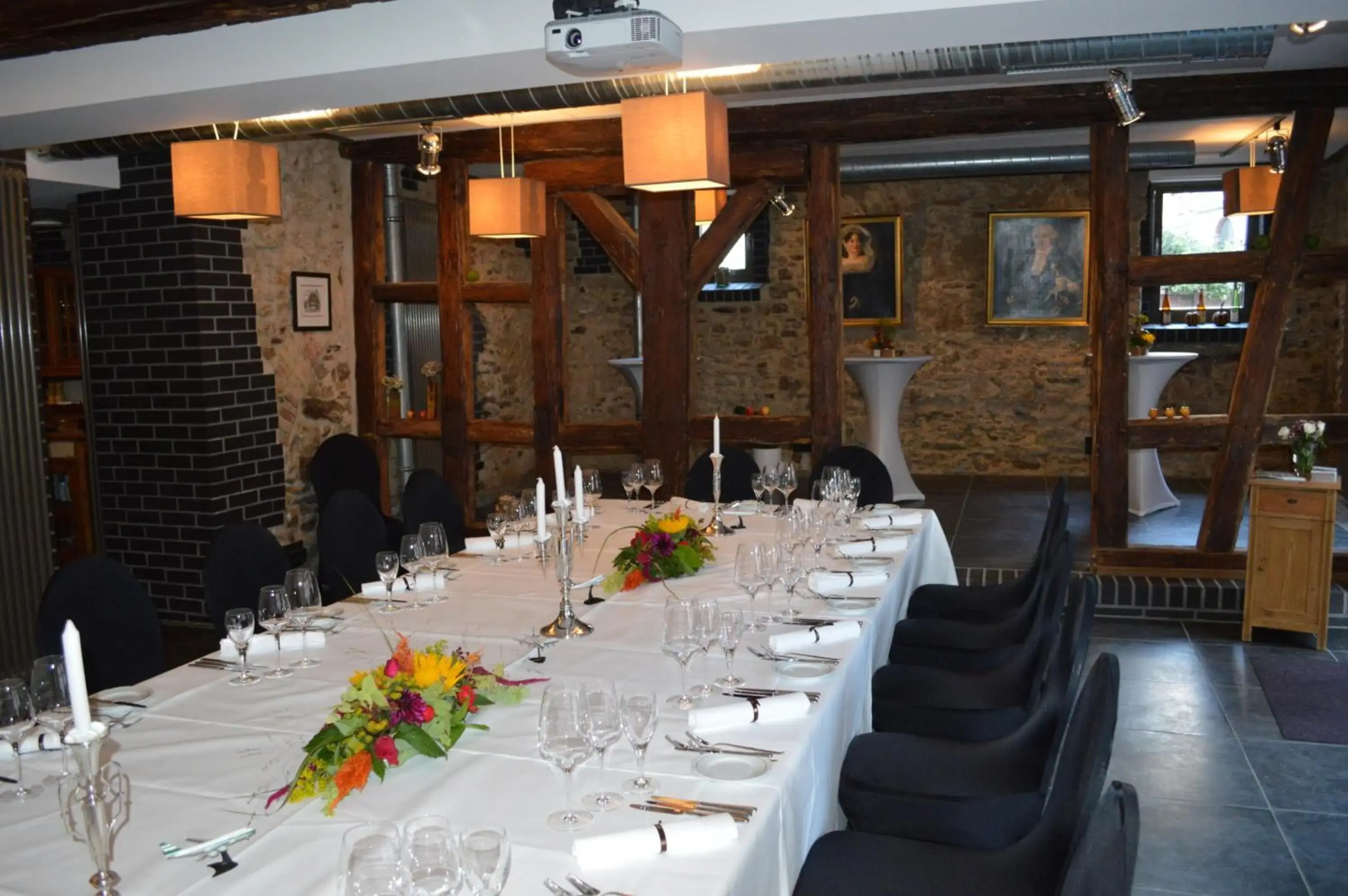 Hotel und Weinhaus Zum Krug