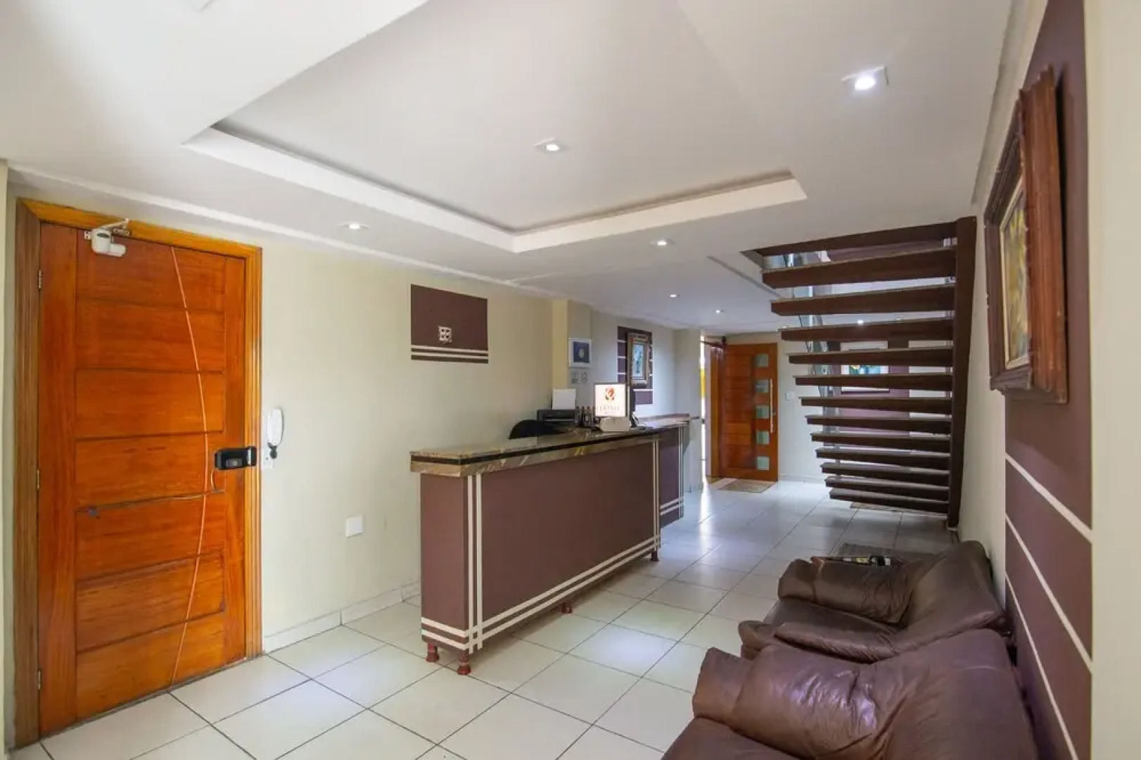 Hotel Extasy (Adult Only)