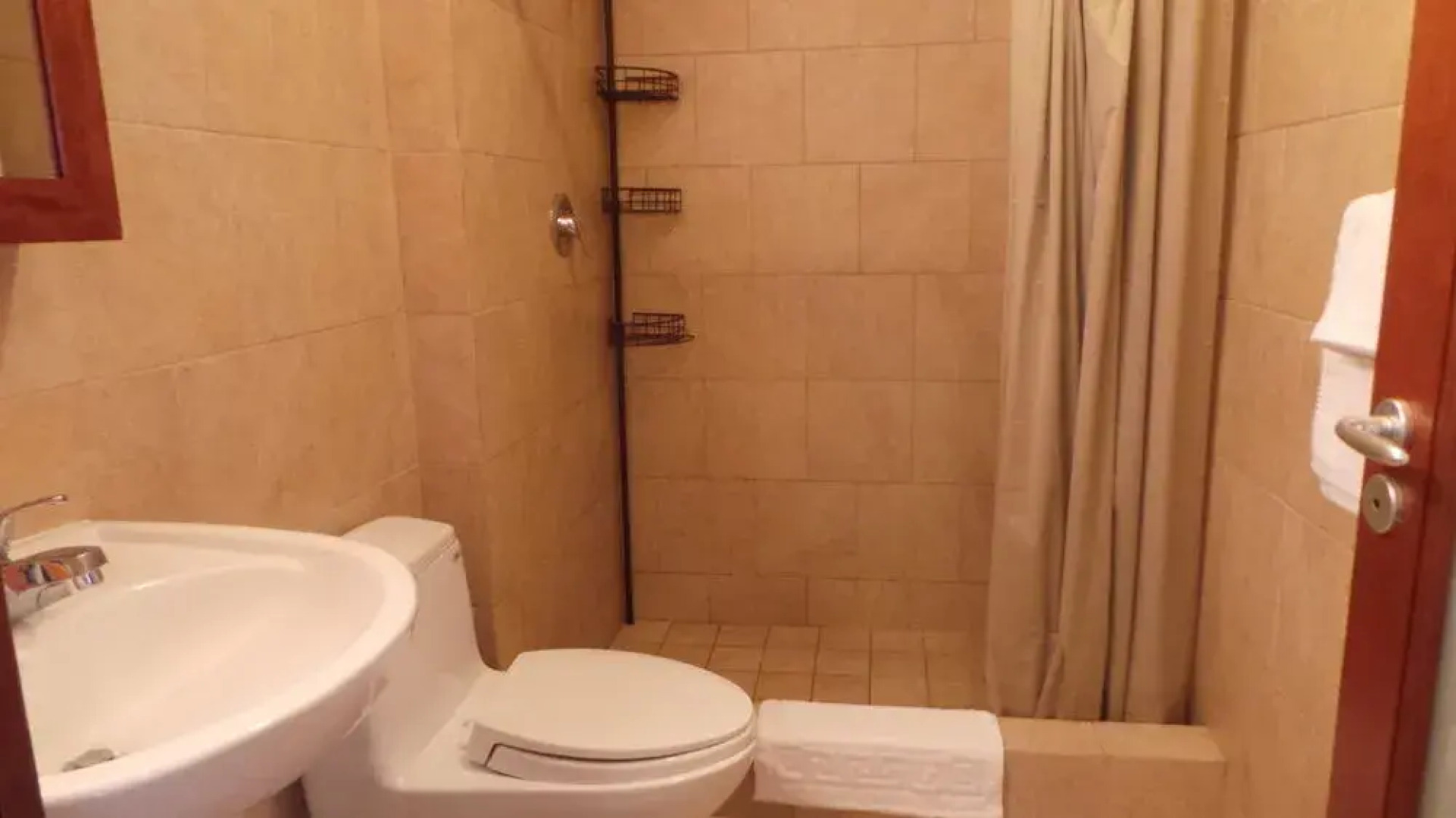 Ocean's Luxury 2 Bedroom Suites