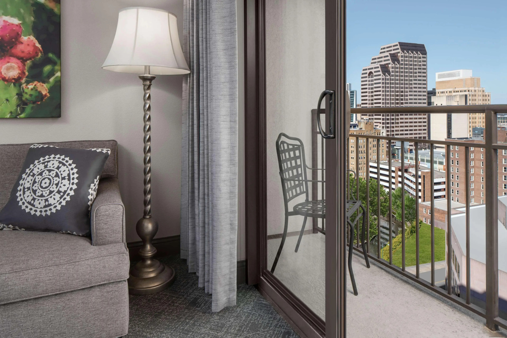 Embassy Suites San Antonio Riverwalk-Downtown