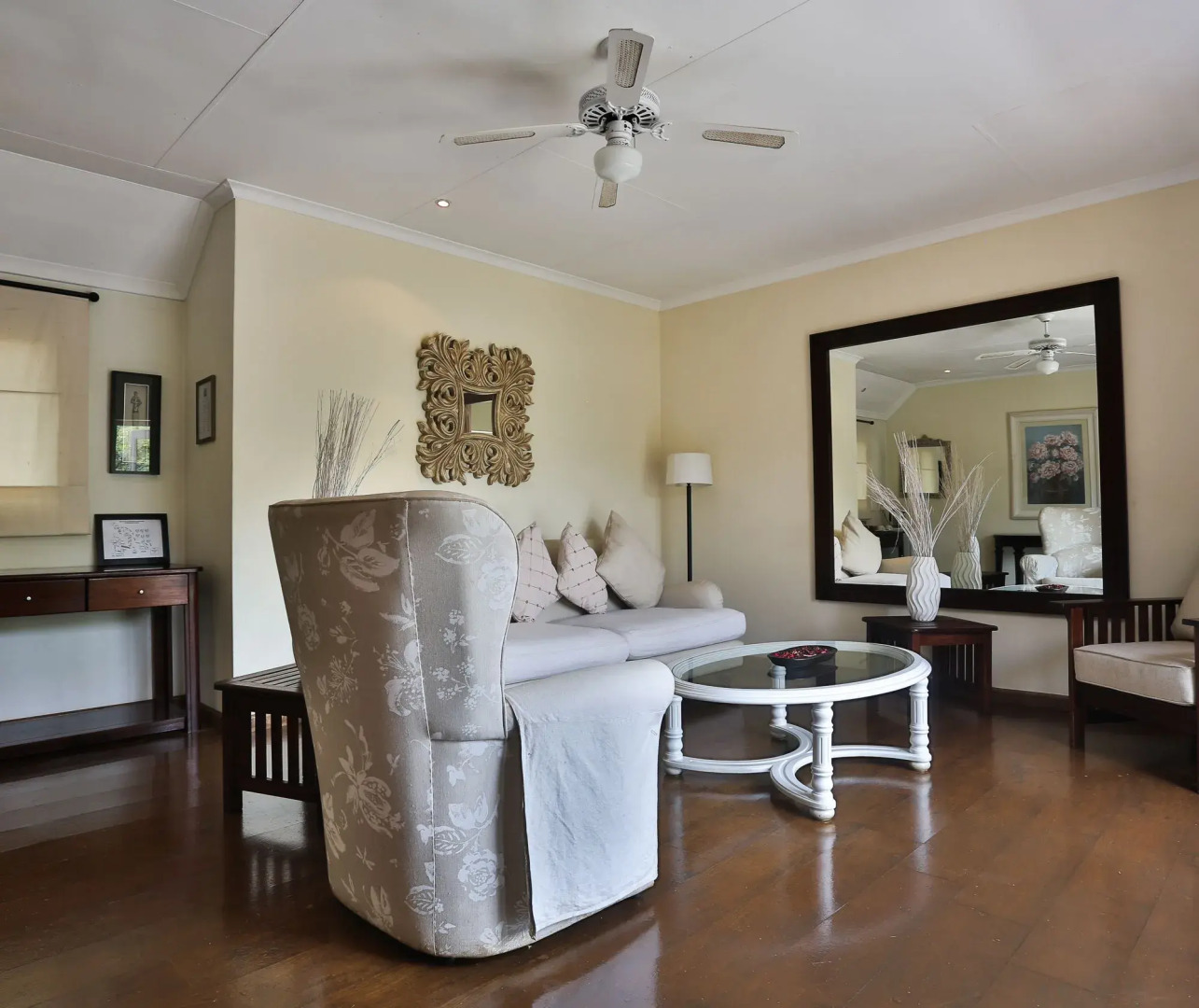 Thanda Manzi Country Hotel