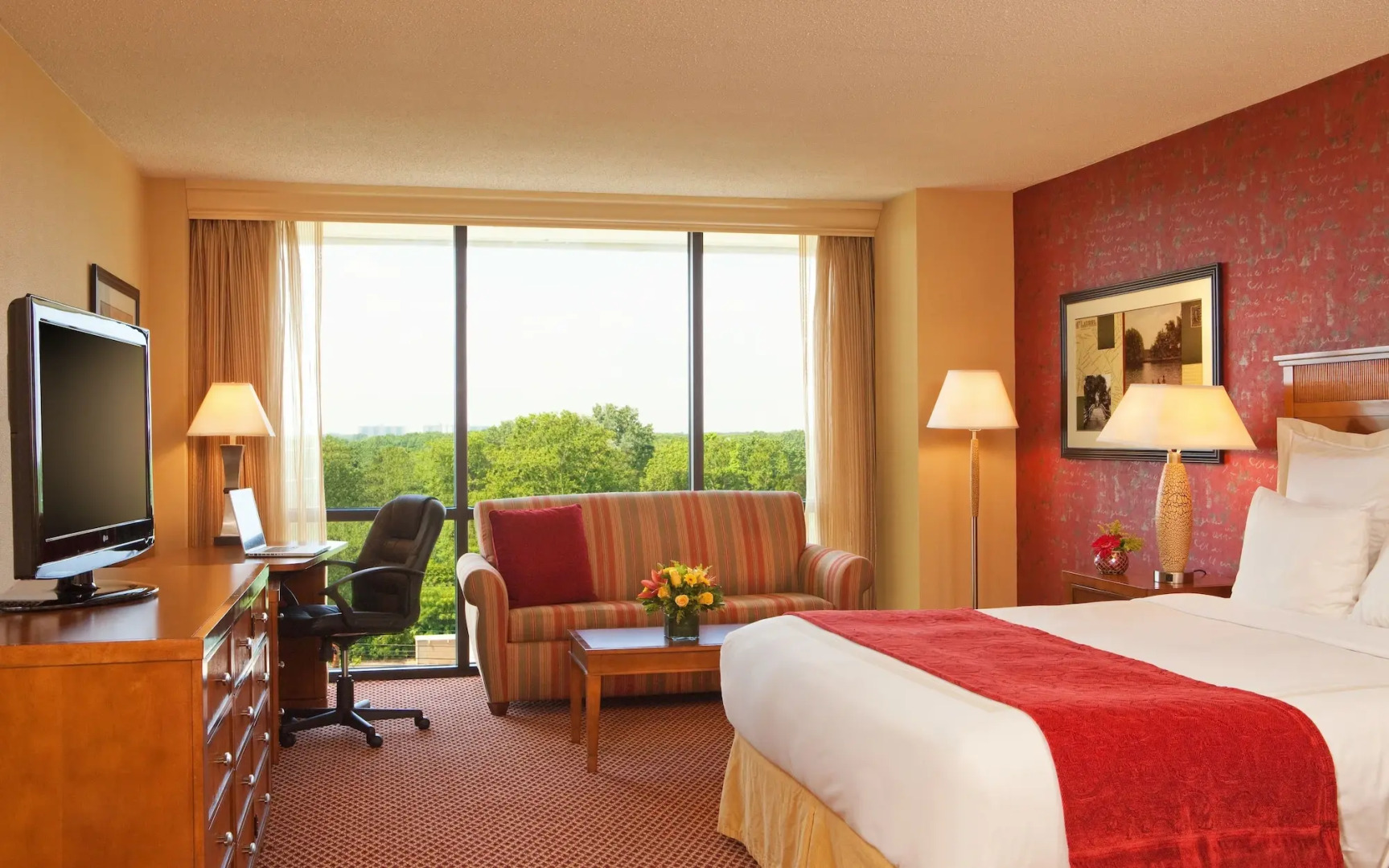Grand Resort Hotel - Mt Laurel - Philadelphia