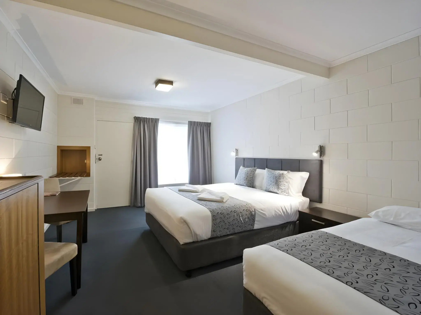 Victor Harbor City Inn