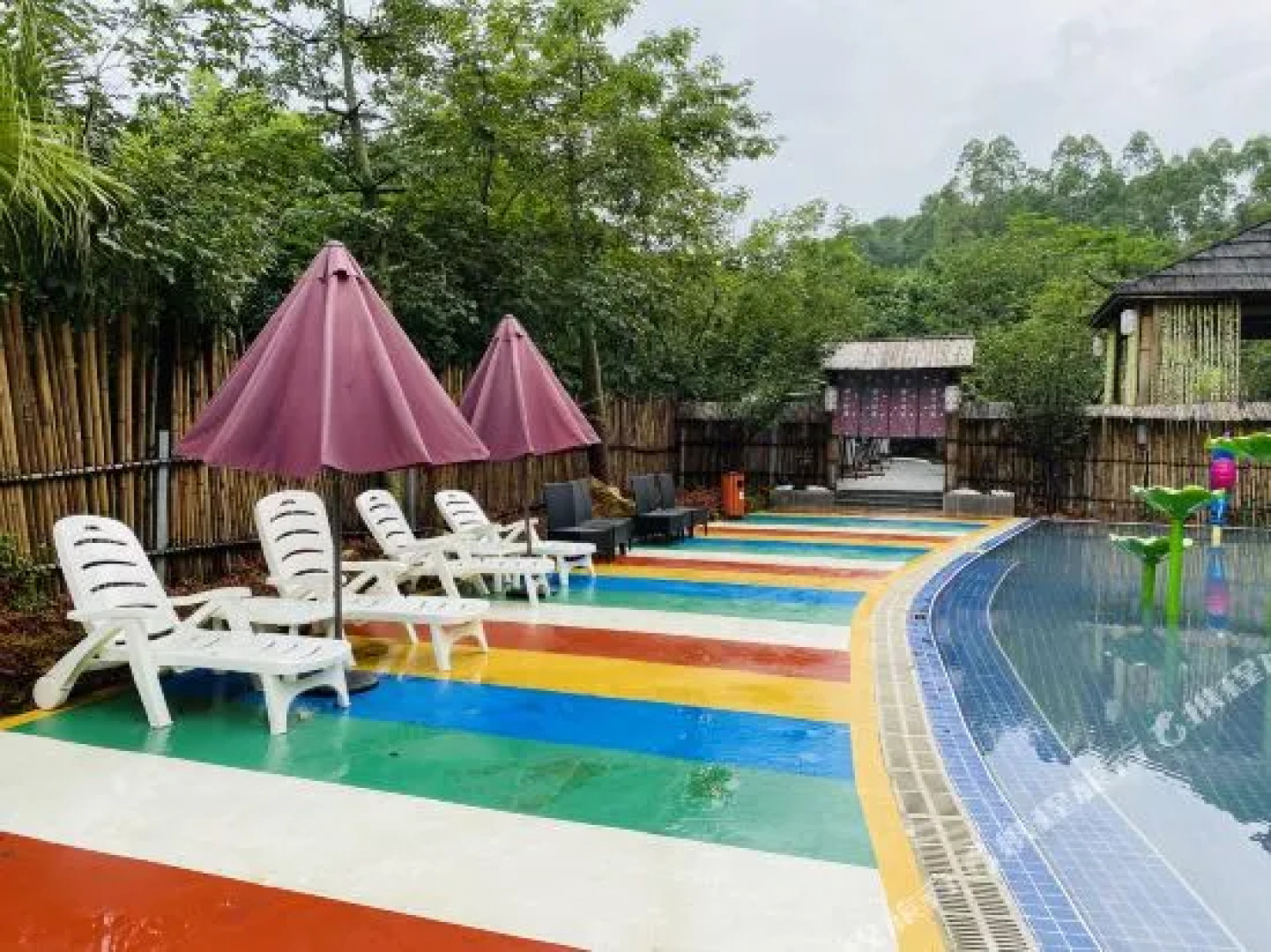 Mandenburg Hot Spring Resort Hotel（Fogang Hemingzhou）