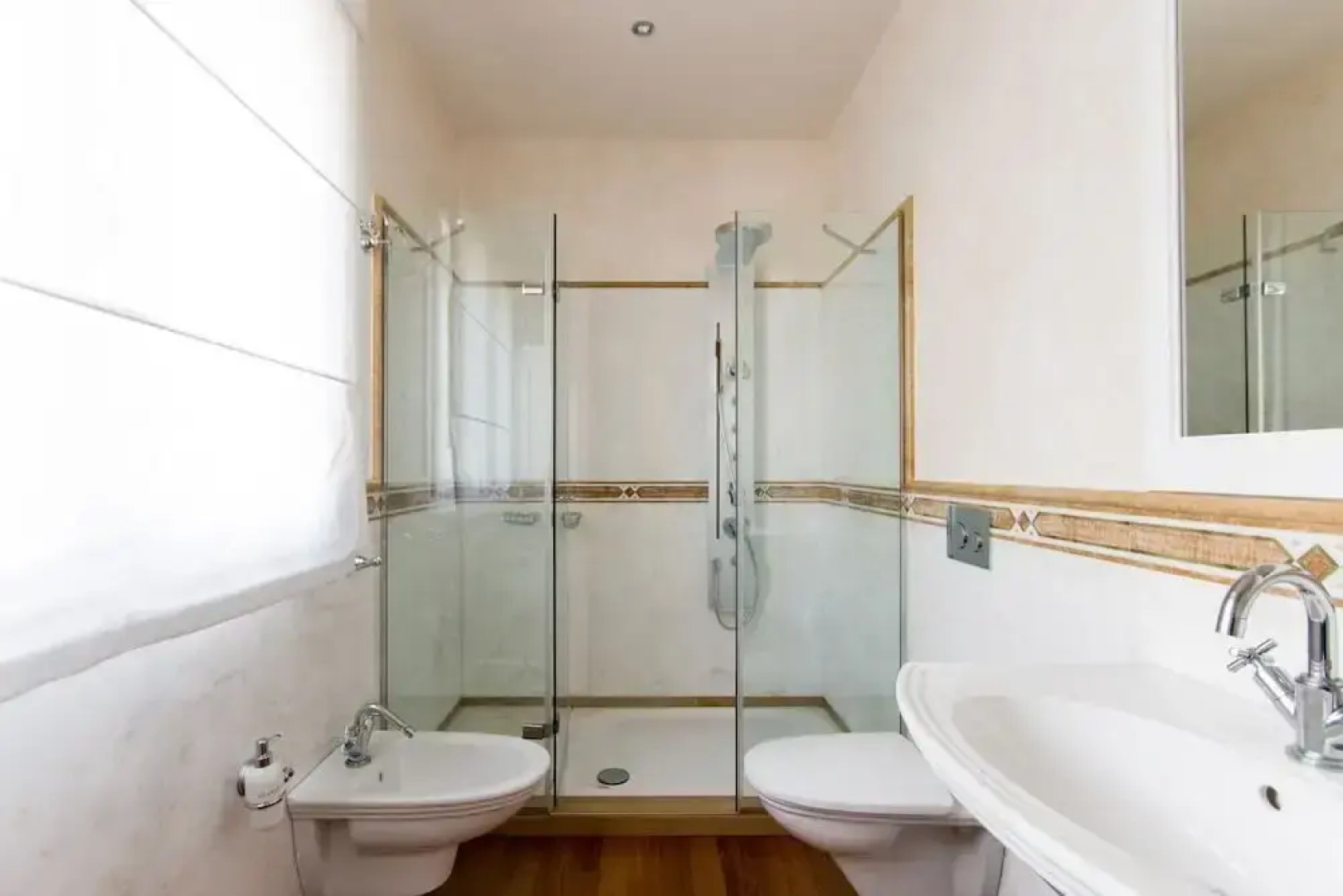 Versilia Sains Souci