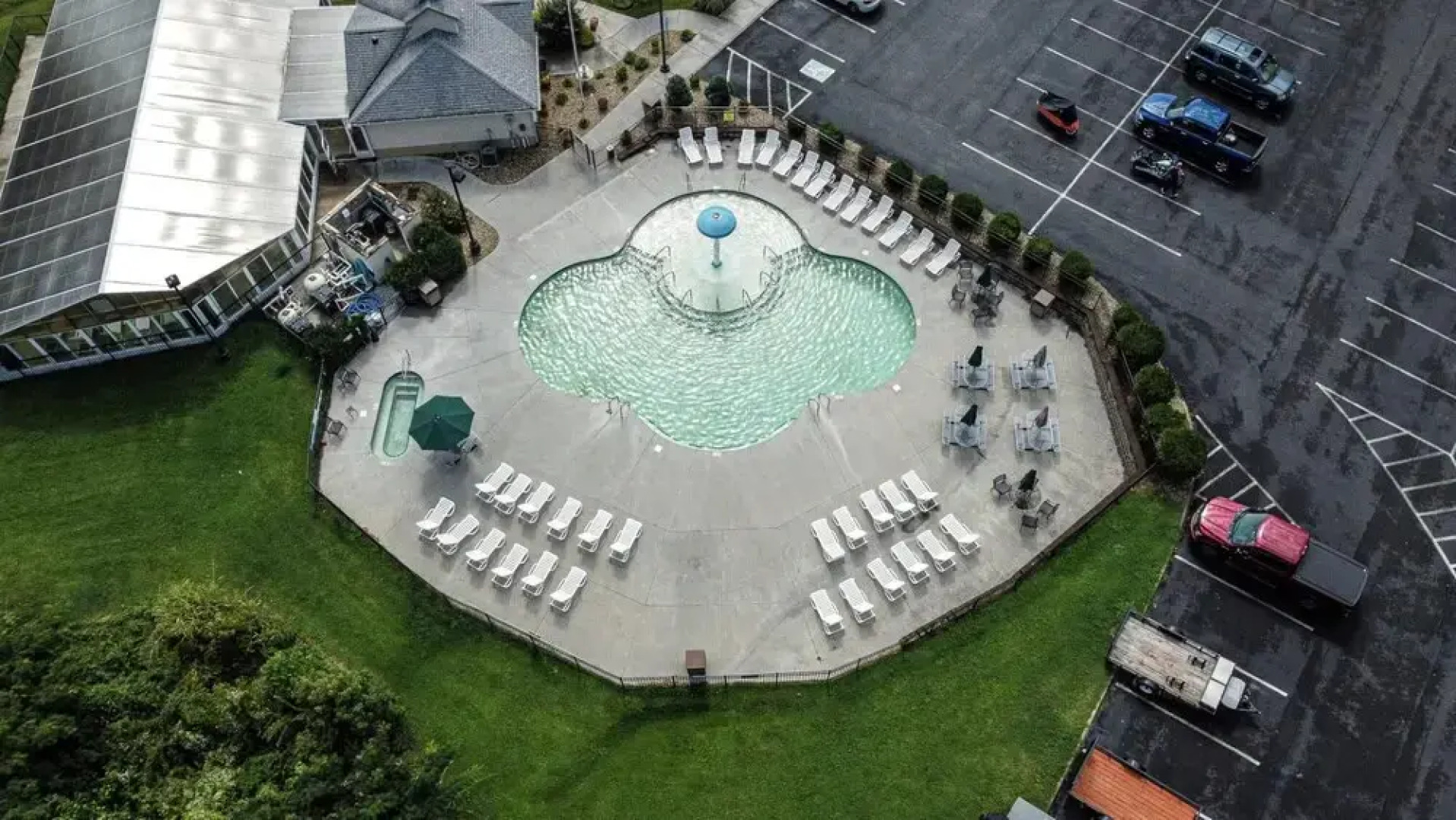 MVC - Unit 1302 - The Cove