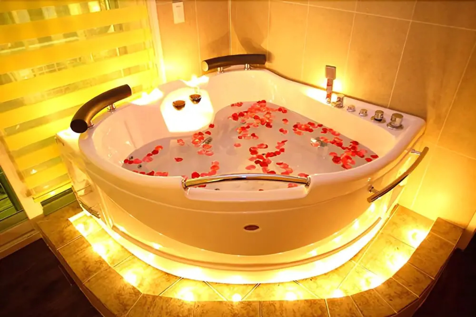 taean badamaru pensyeon