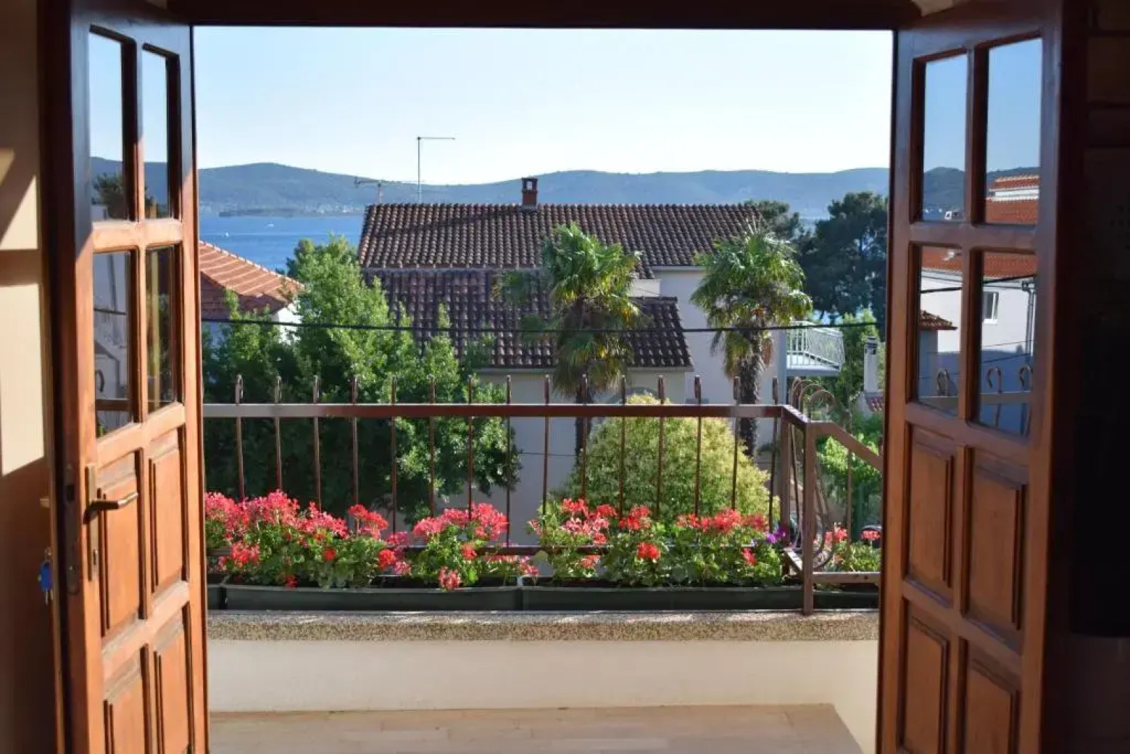 Vila Jelena - Apartment for 6 to 8 persons in Sv Filip i Jakov