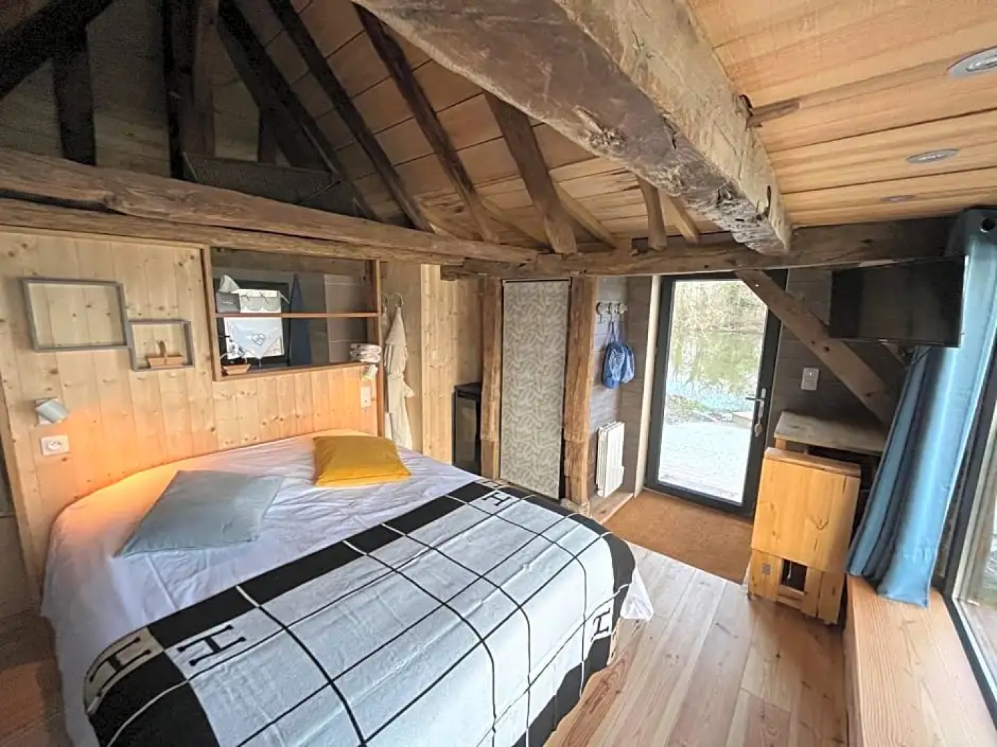 La Maison de L'o (Adults Only)
