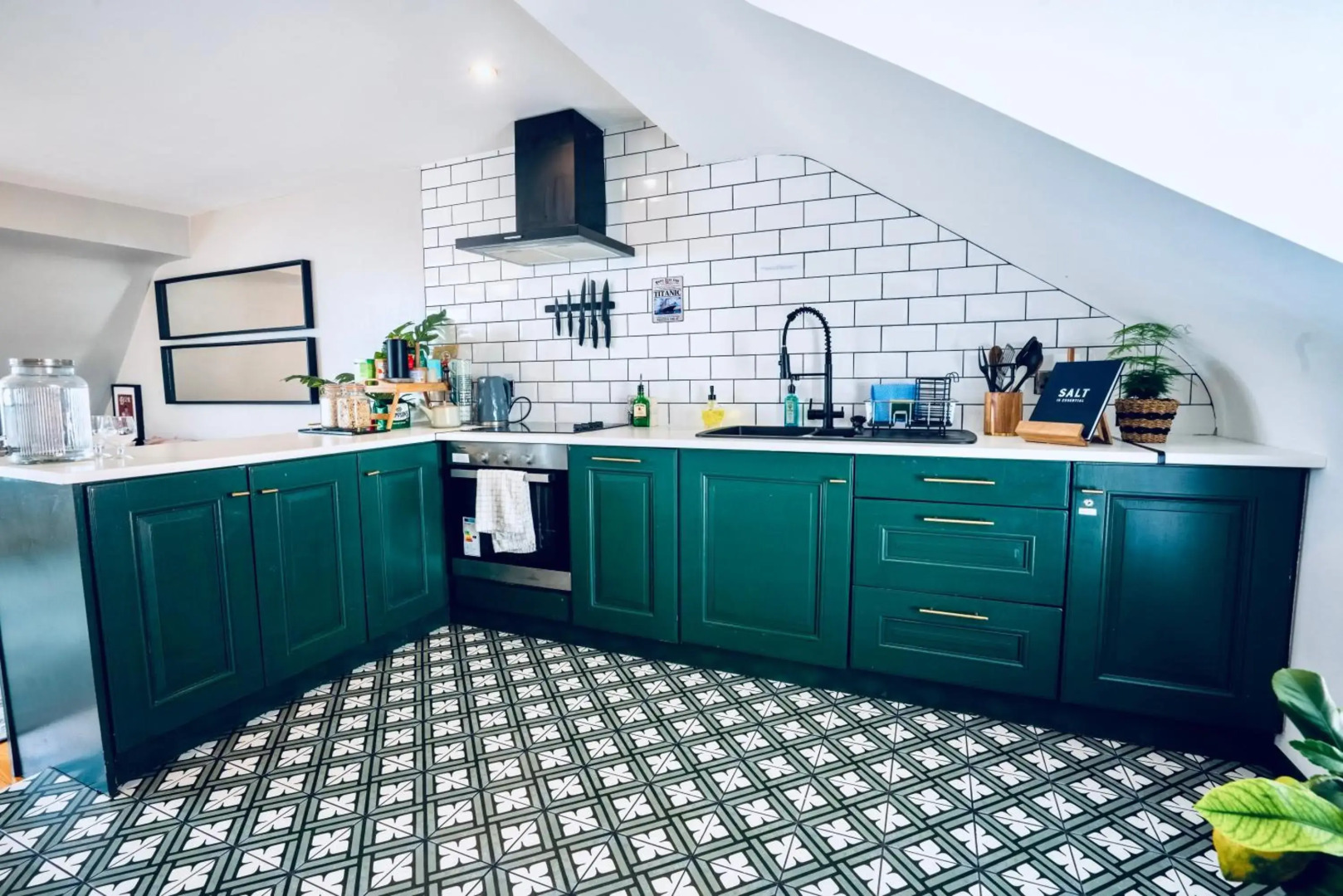 Modern Penthouse Apartment in Cobh Town