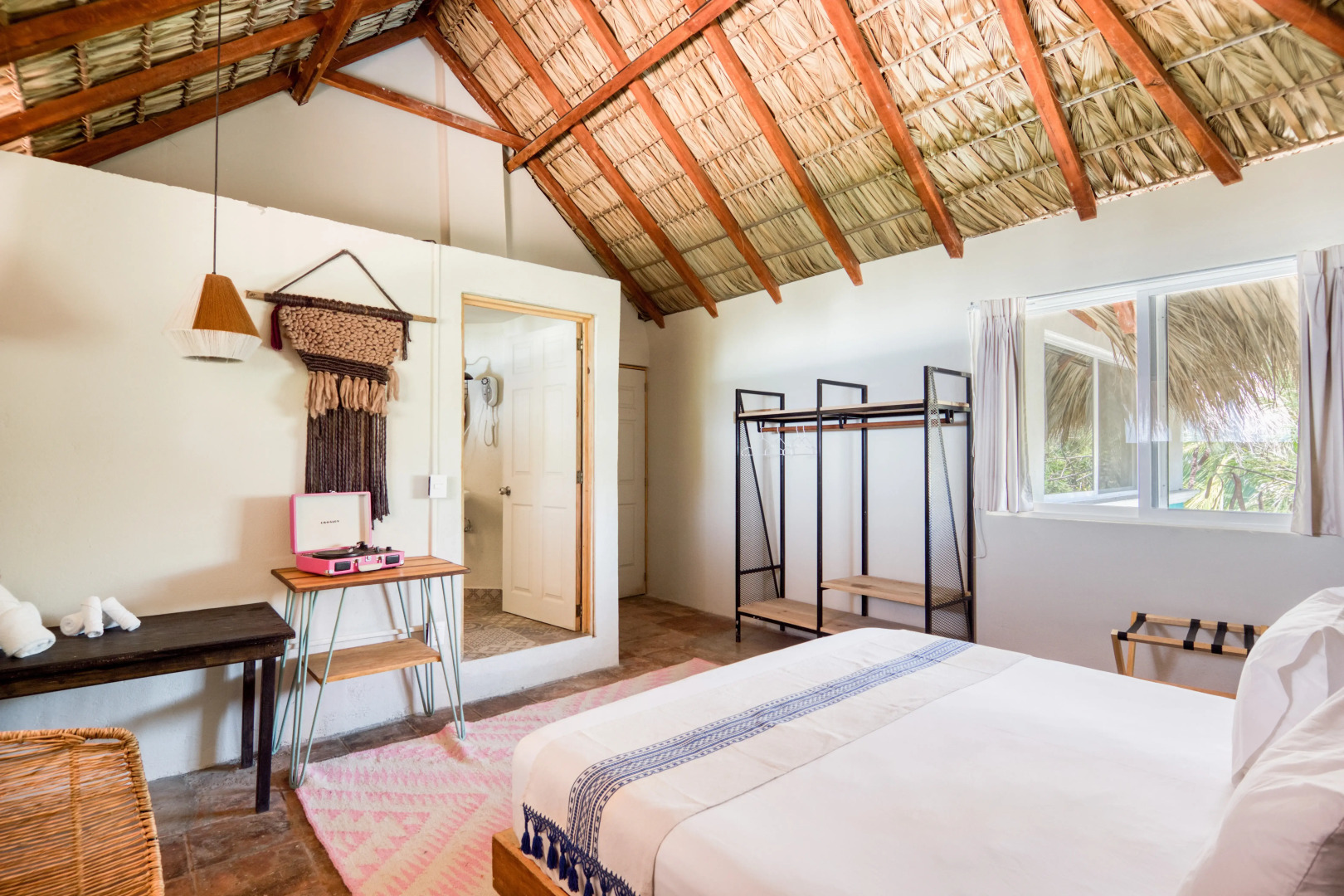 Nílu Puerto Escondido by Selina