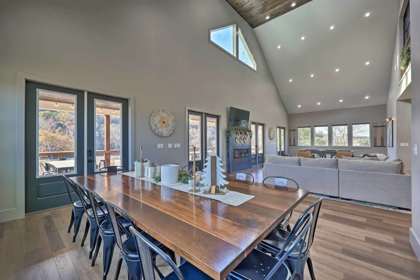 Lavish Riverfront Escape w/ Gas Grill!